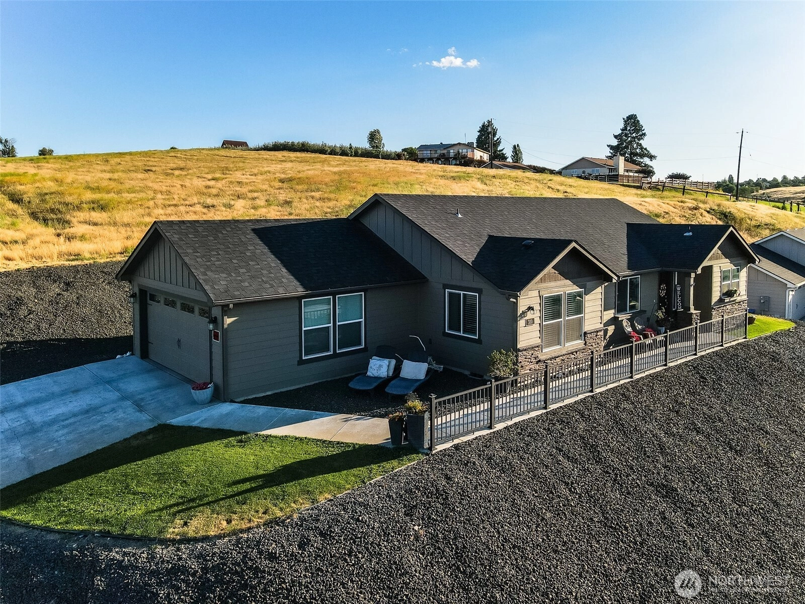 310 S 12th St Selah WA 98942