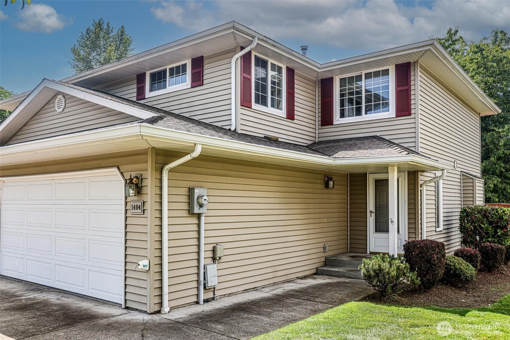 1404 102nd St E Tacoma WA 98445