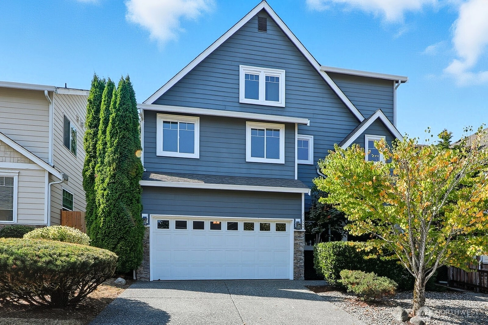 21204 41st Ct W Mountlake Terrace WA 98043