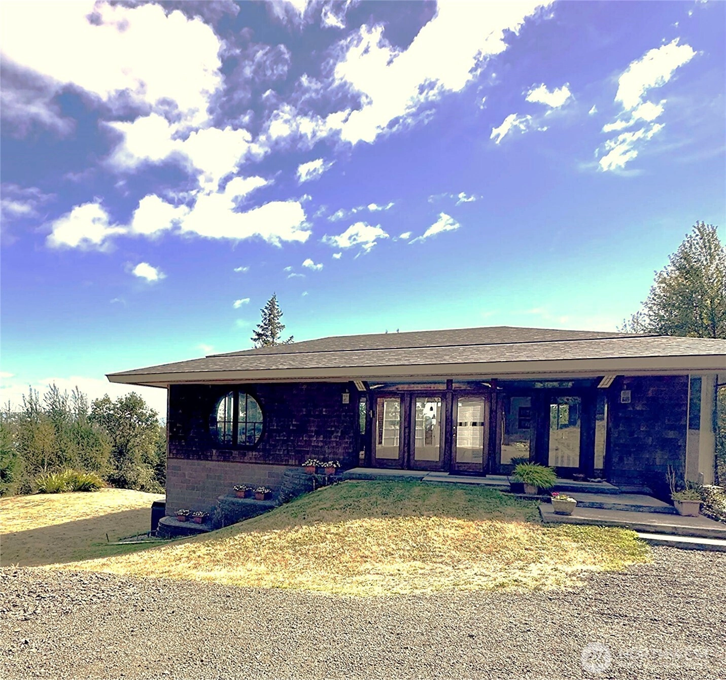 1628 E State Route 4 Cathlamet WA 98612