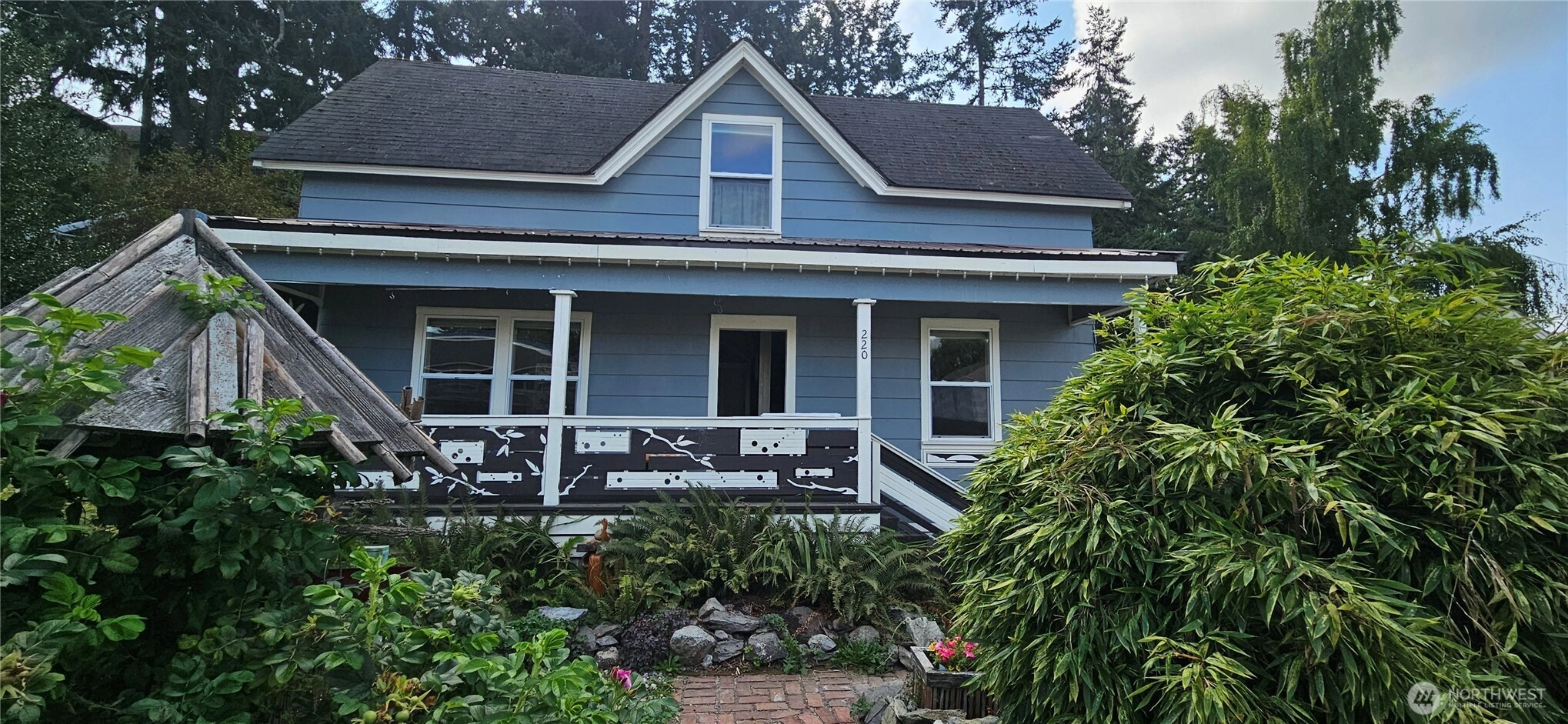 220 Morris St Unit  La Conner WA 98257