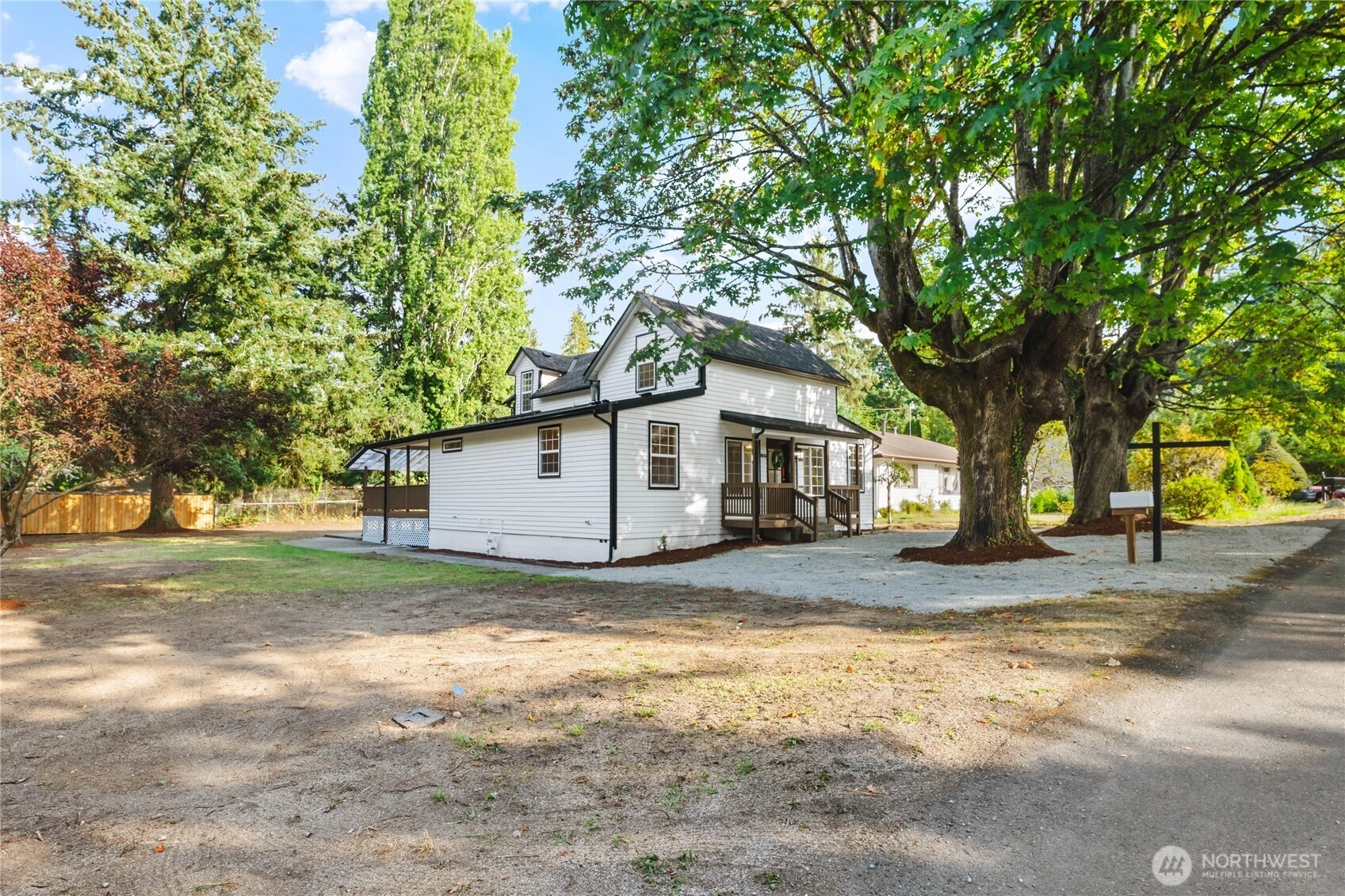815 Blaine St Steilacoom WA 98388