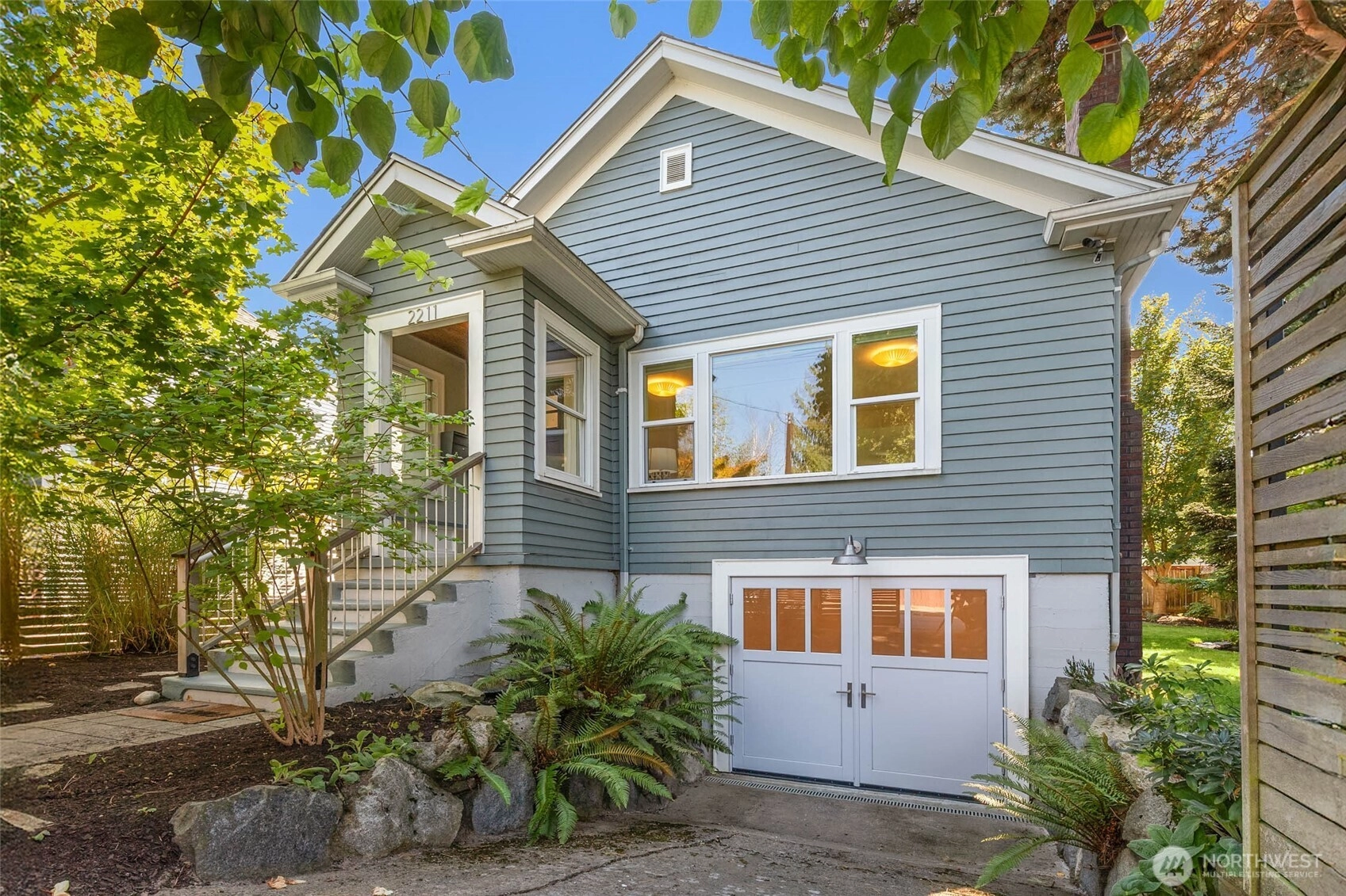 2211 NW 85th St Seattle WA 98117