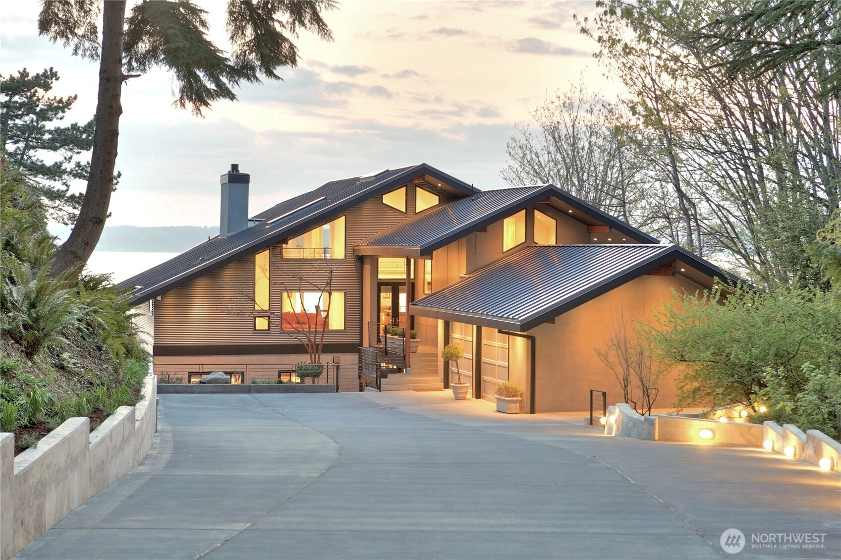 20423 10th Pl SW Normandy Park WA 98166