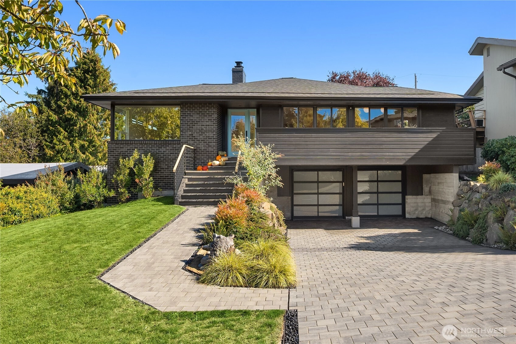 10706 12th Ave NW Seattle WA 98177