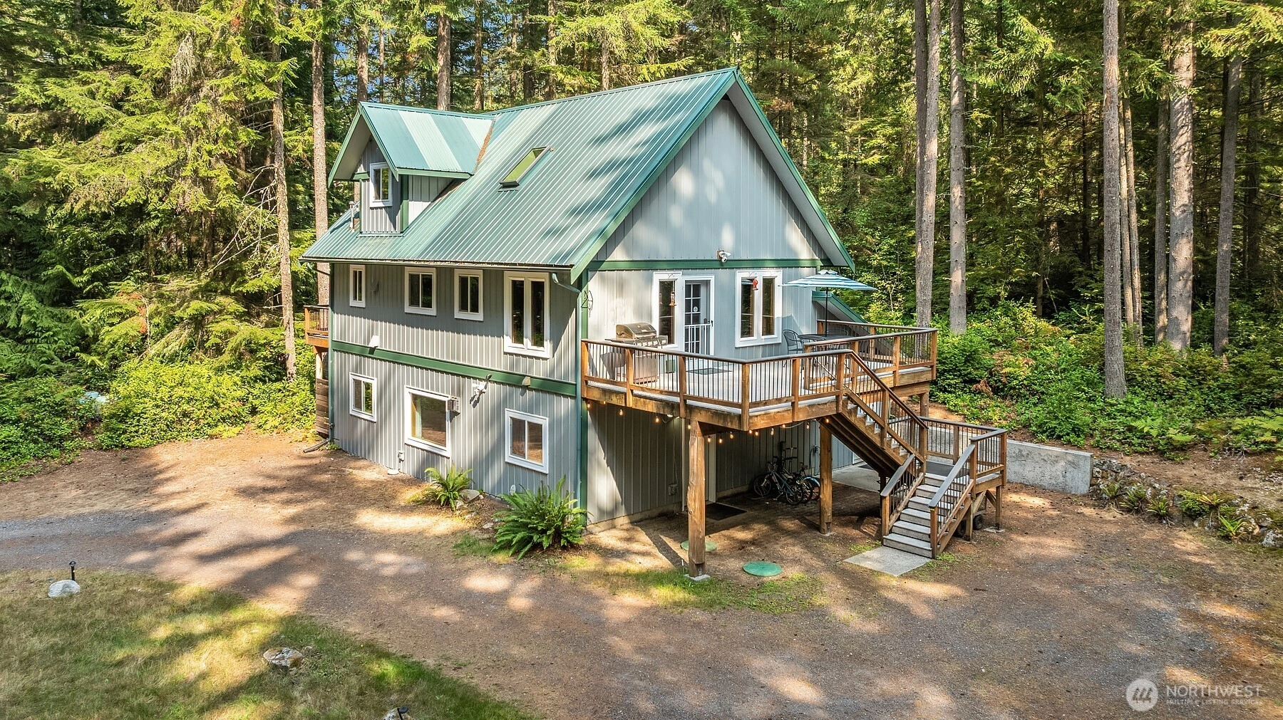 3872 Log Cabin Rd Clinton WA 98236