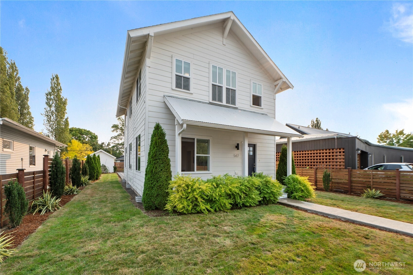 547 E St Unit  Blaine WA 98230