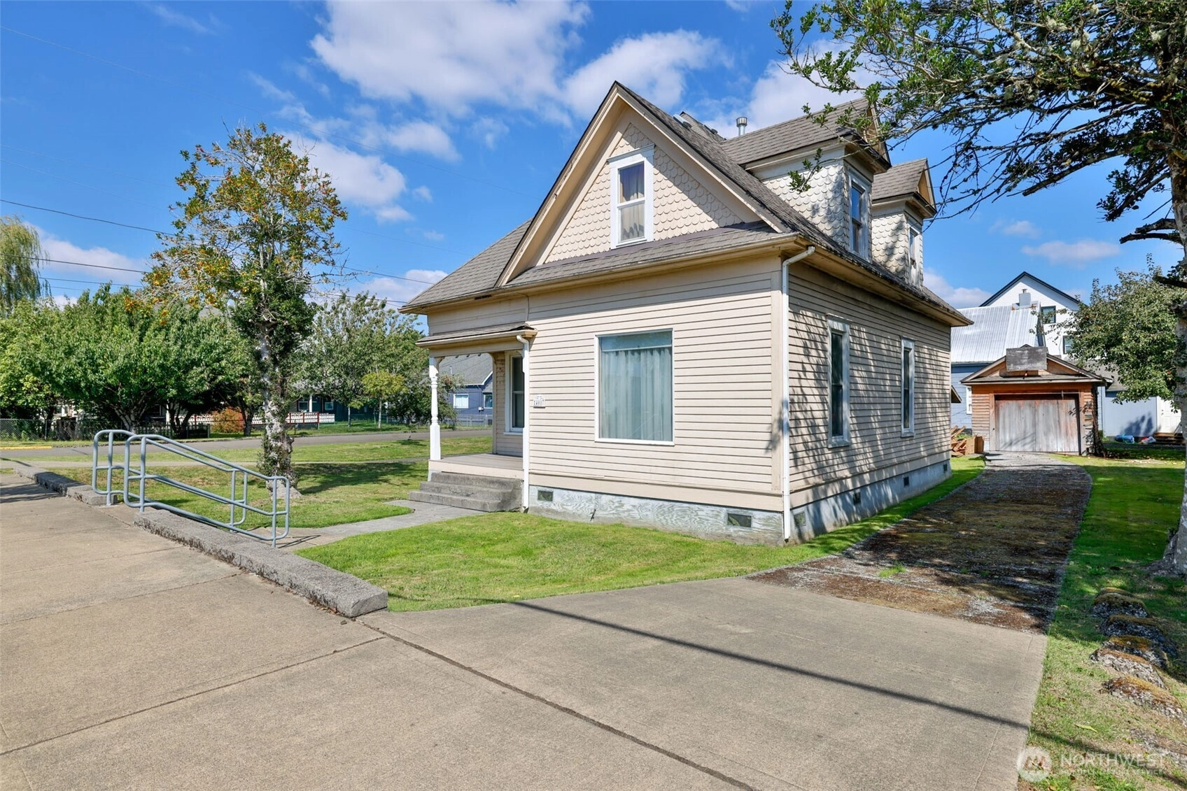 401 K St Hoquiam WA 98550