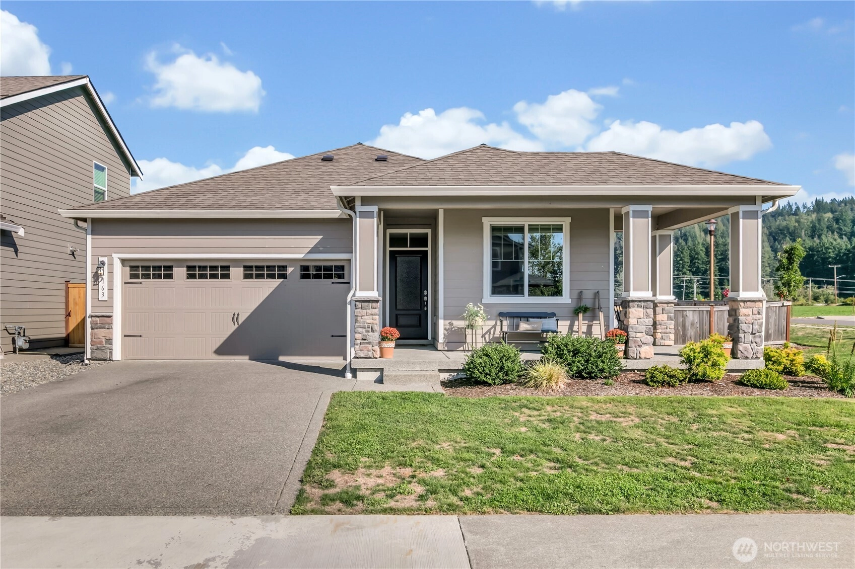 163 Jasmine Ln N Enumclaw WA 98022