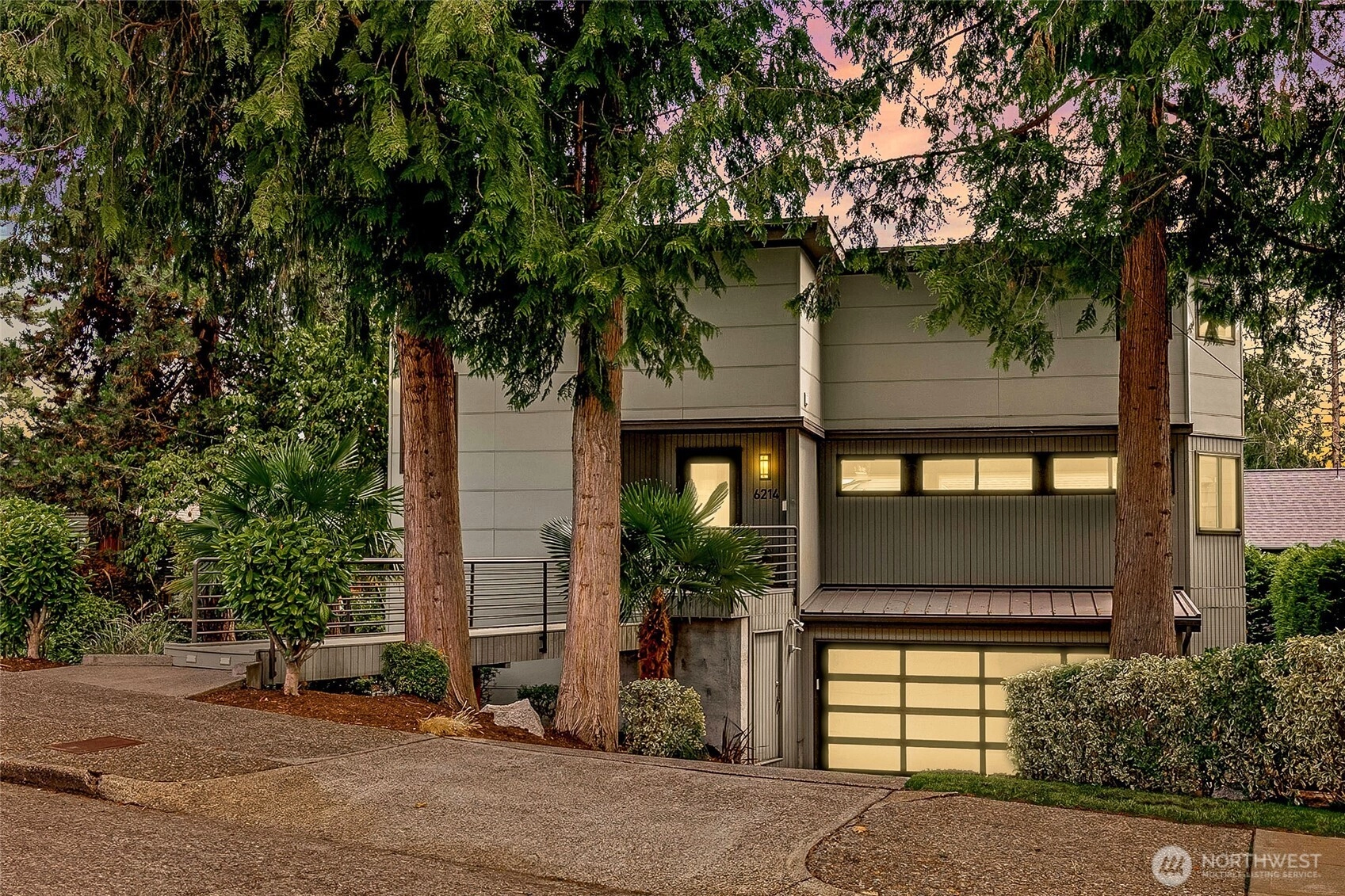 6214 52nd Ave NE Seattle WA 98115