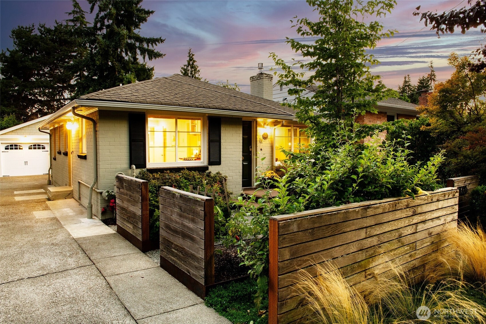 4025 NE 58th St Unit  Seattle WA 98105