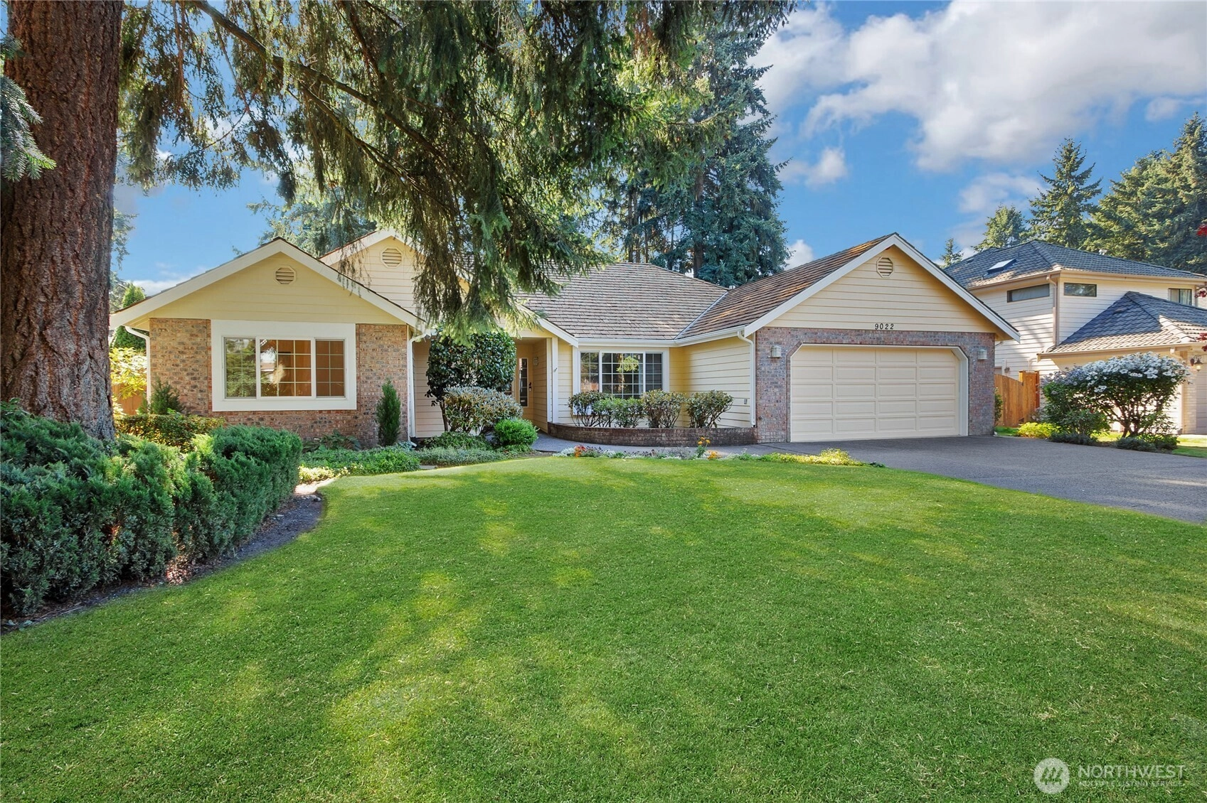 9022 166th St E Unit  Puyallup WA 98375