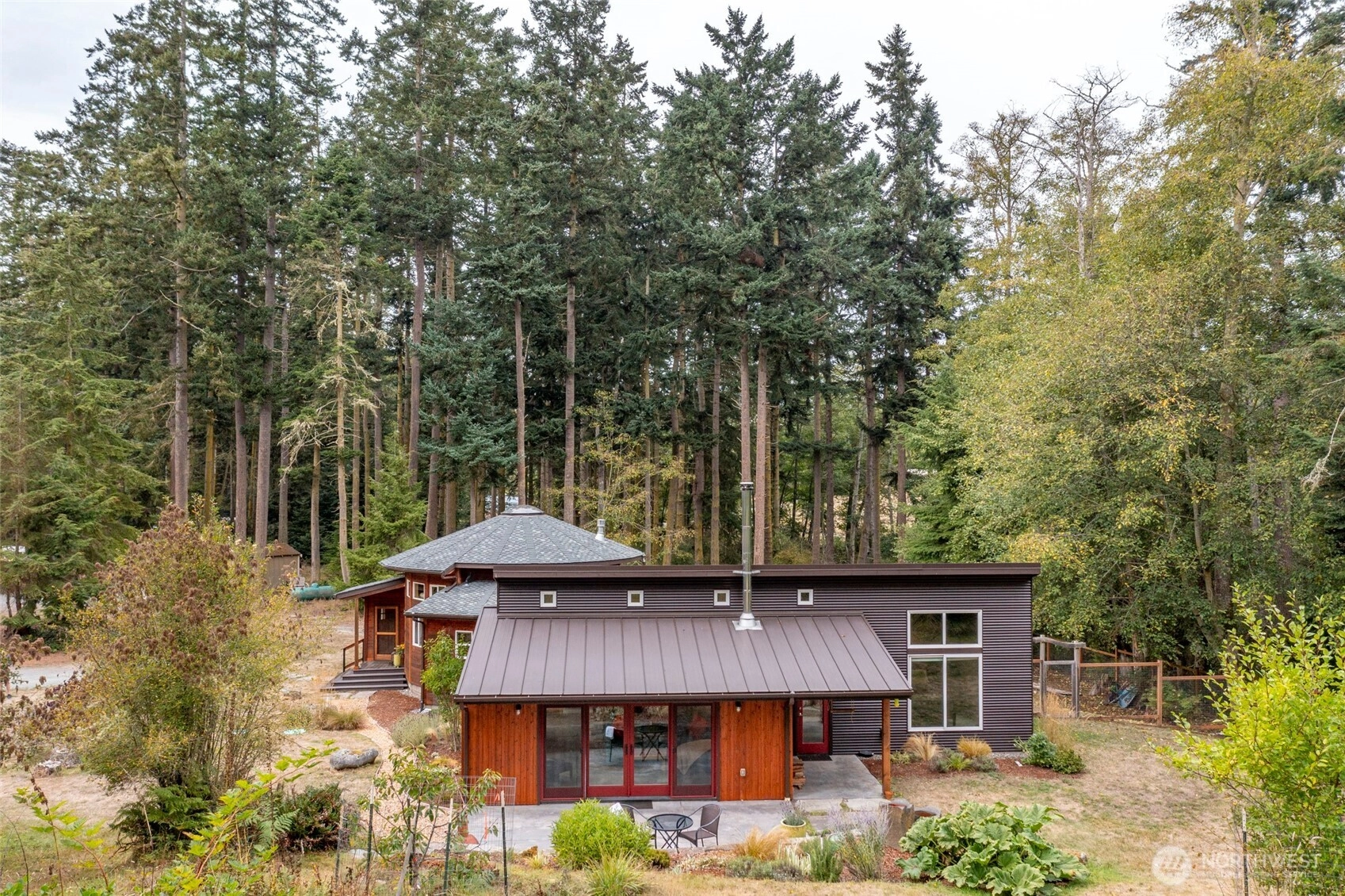 530 Lucky Dog Ln Coupeville WA 98239