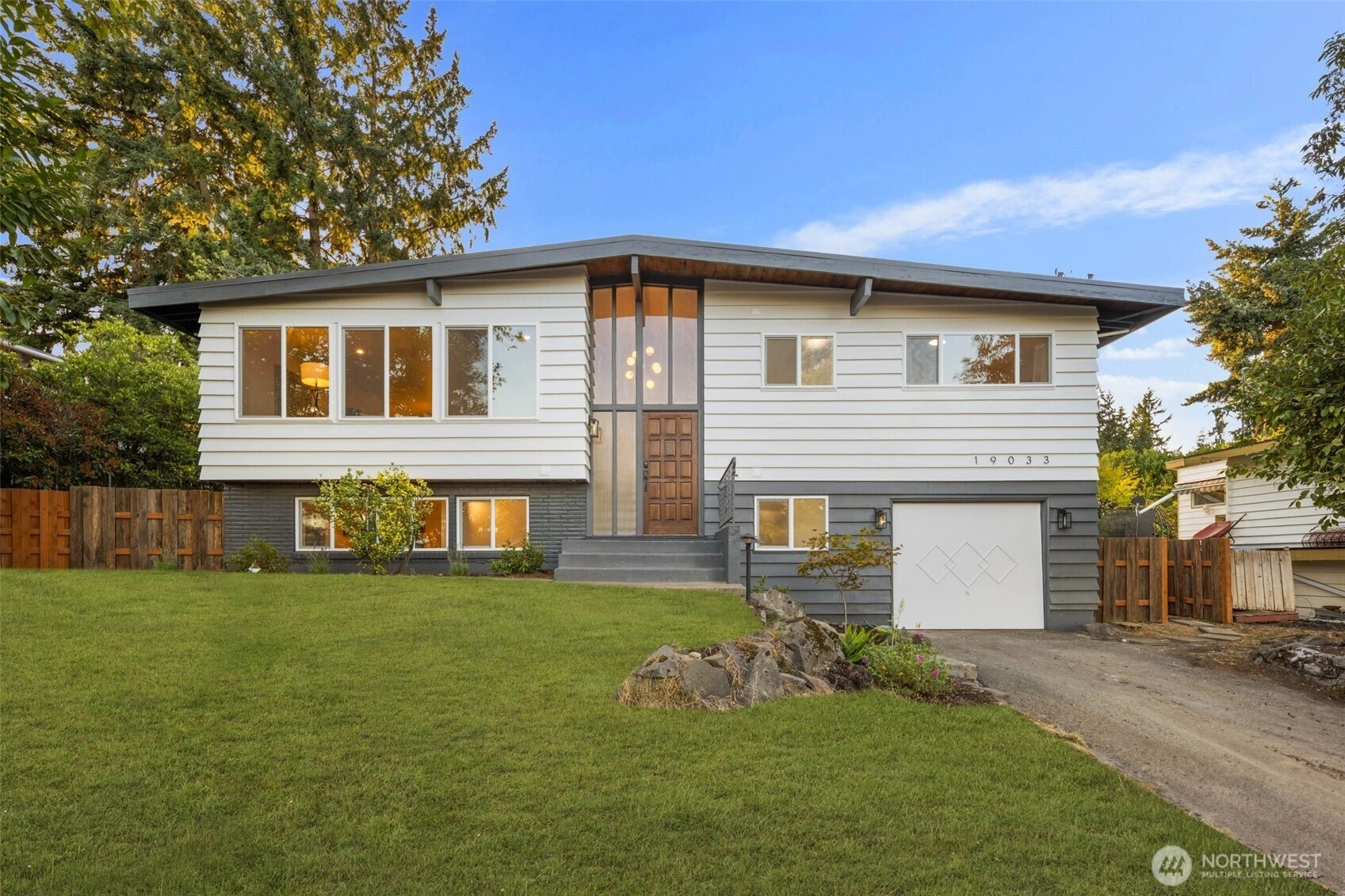 19033 47th Ave S SeaTac WA 98188
