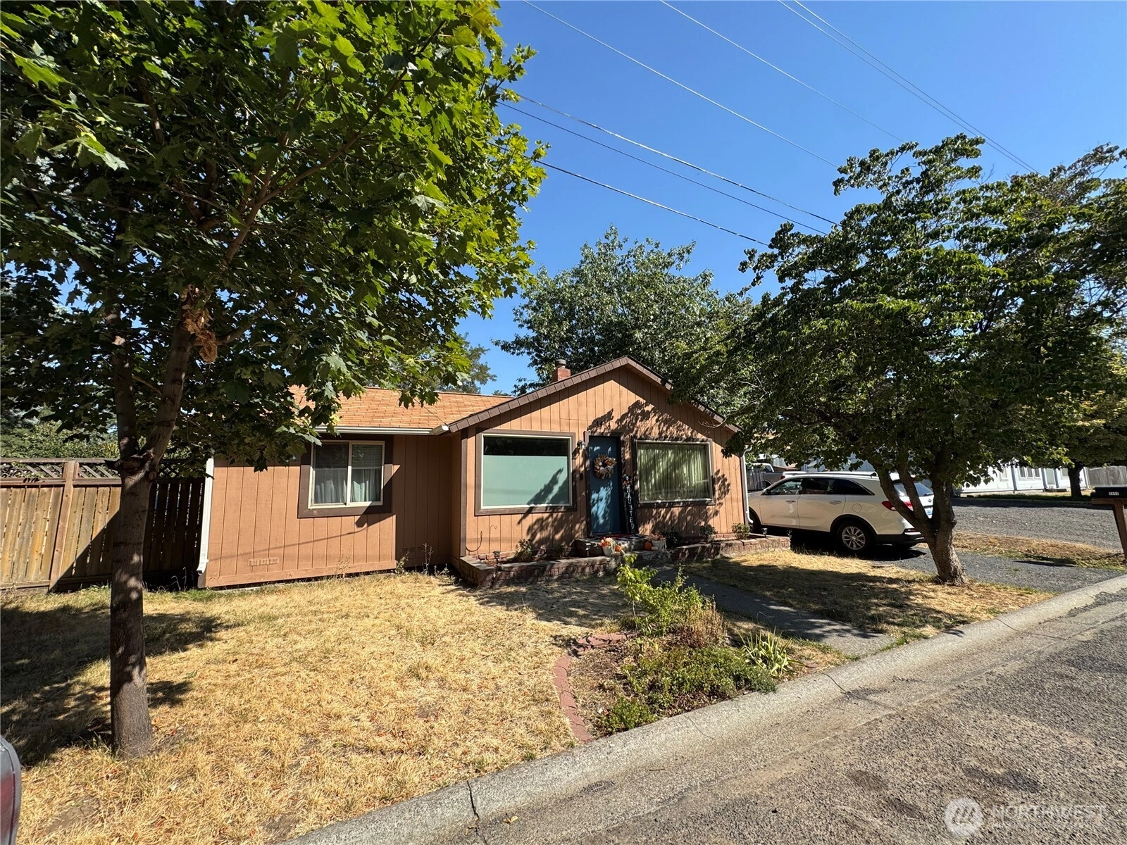 1411 S 2nd St Dayton WA 99328