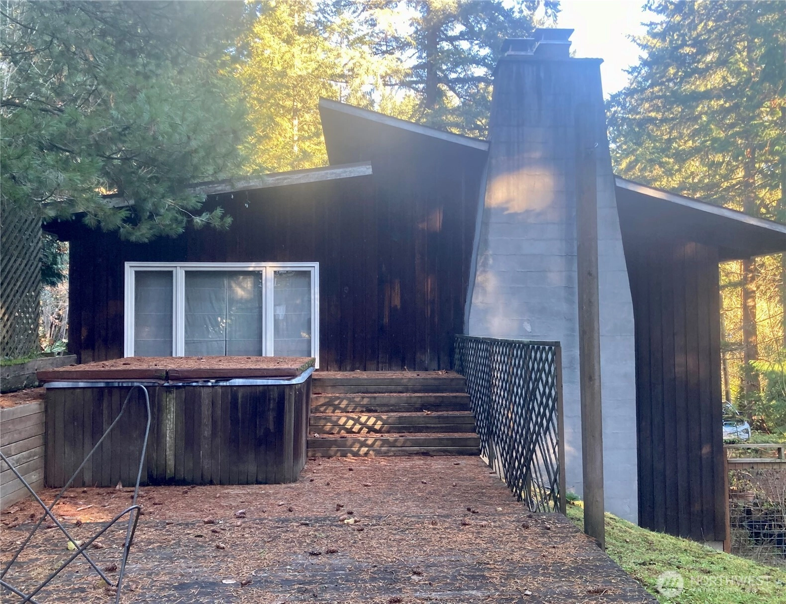 18233 30th Ave NE Lake Forest Park WA 98155