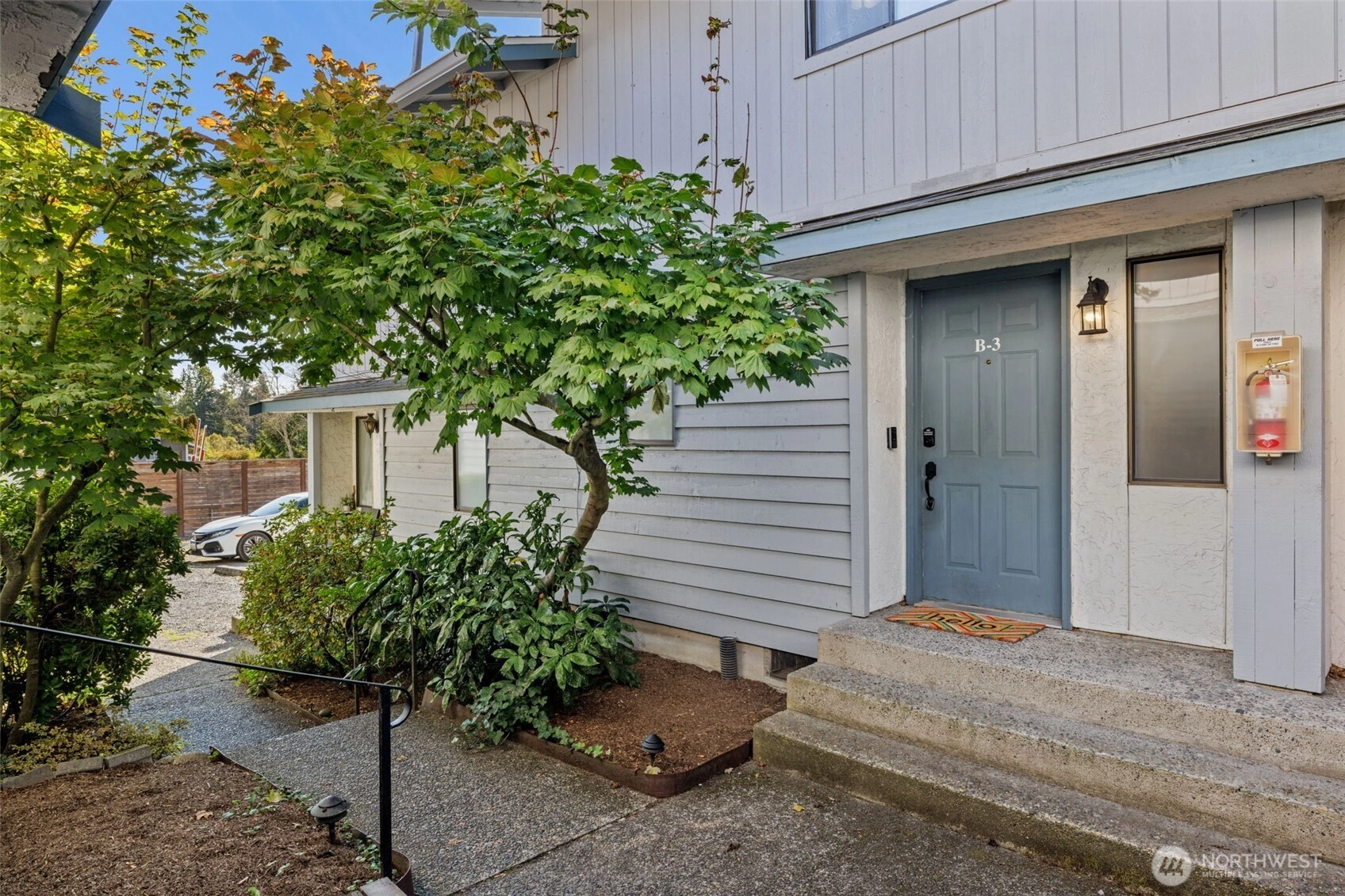 19230 15th Ave NE Unit B3 Unit B3 Shoreline WA 98155