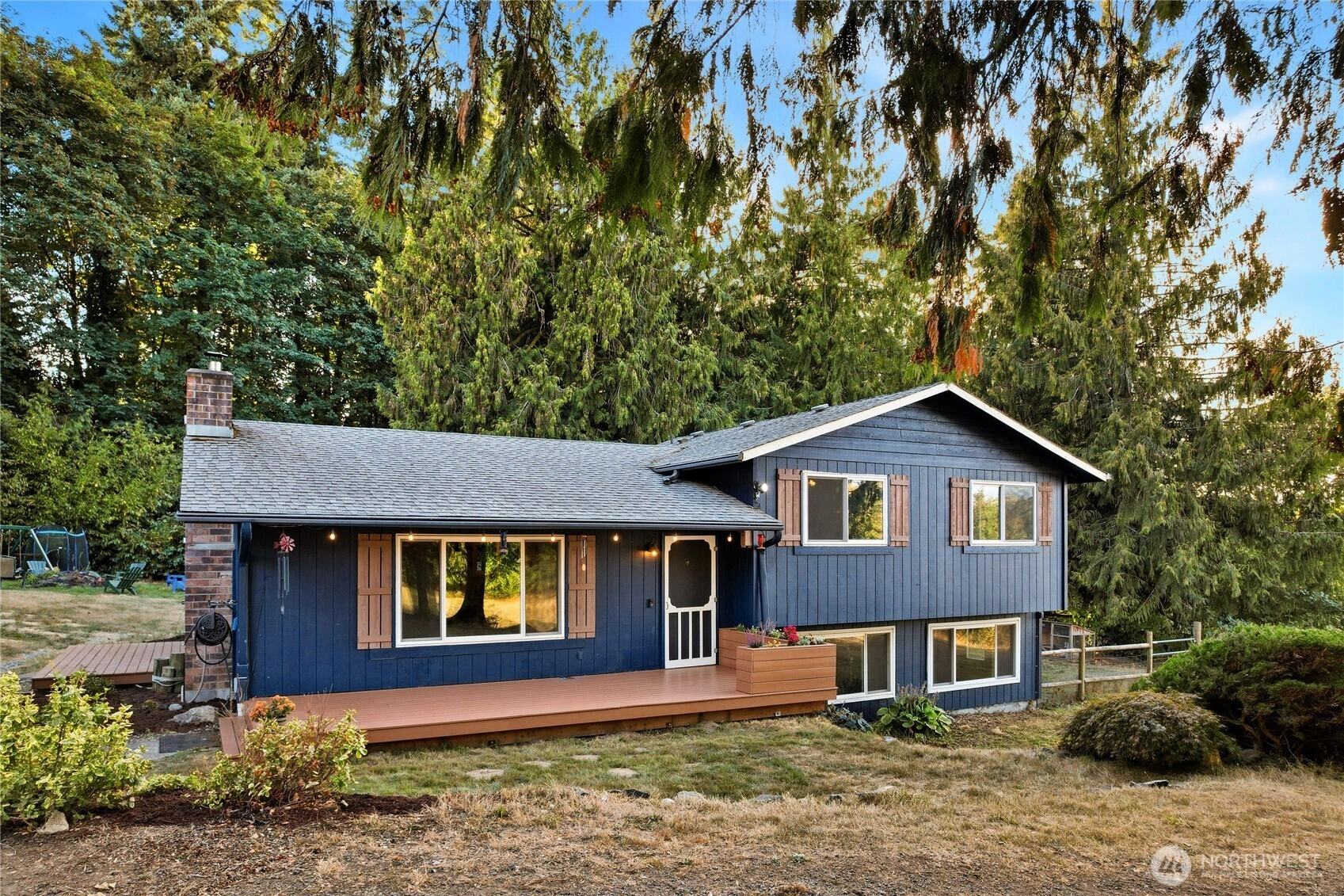 1930 SW Emerald Hills Ln Port Orchard WA 98367