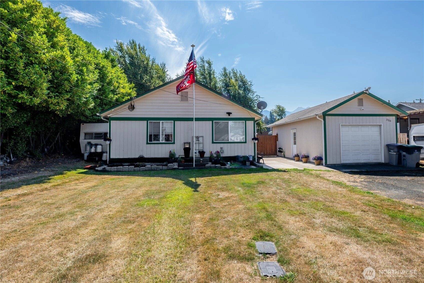 2320 E 5th Ave Unit  Port Angeles WA 98362