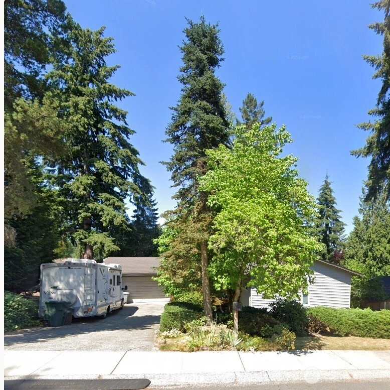 17716 NE 12th St Bellevue WA 98008