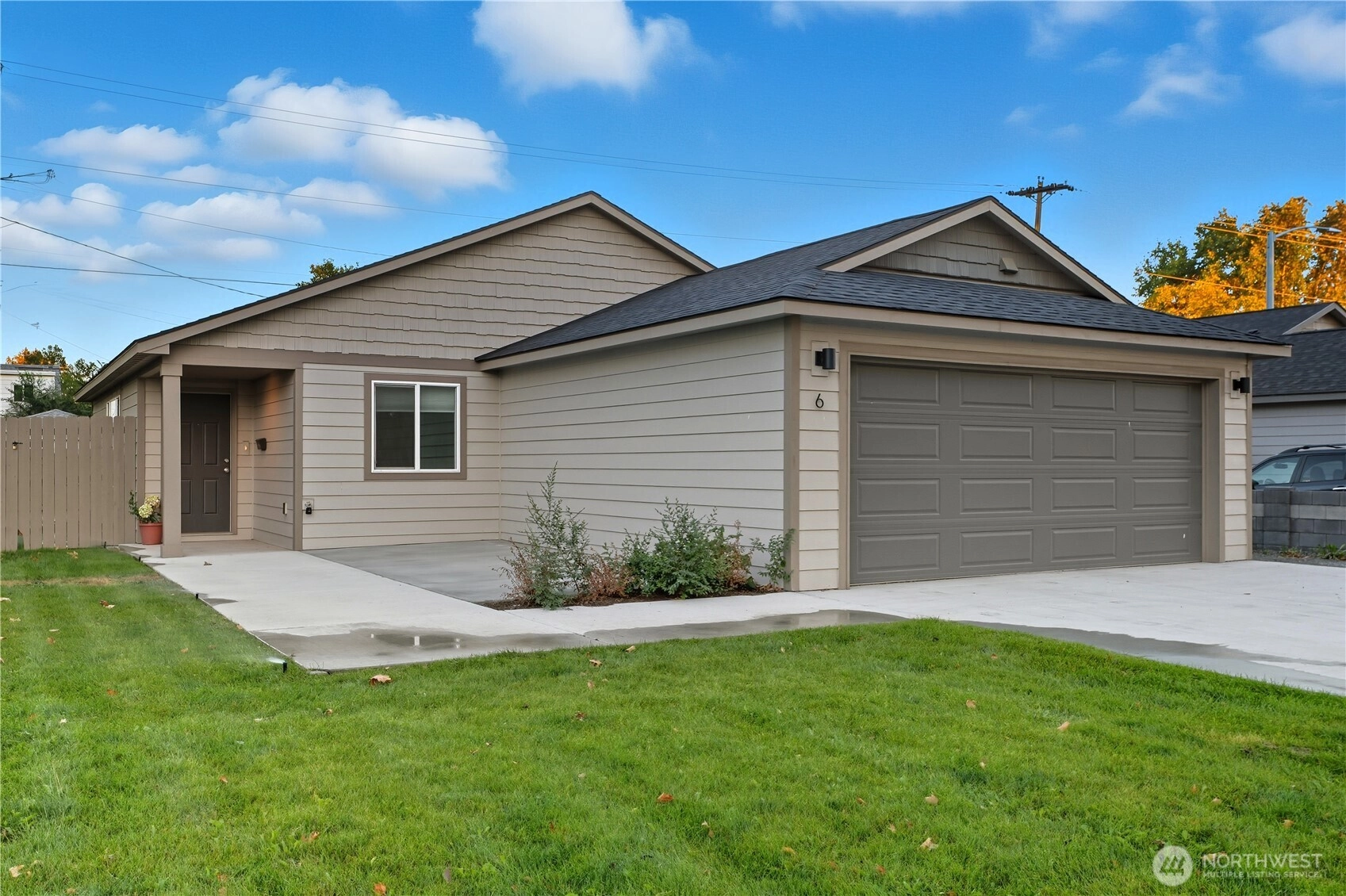 6 N Olympia St Kennewick WA 99336