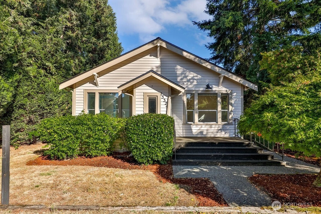 15324 4th Ave SW Unit  Burien WA 98166