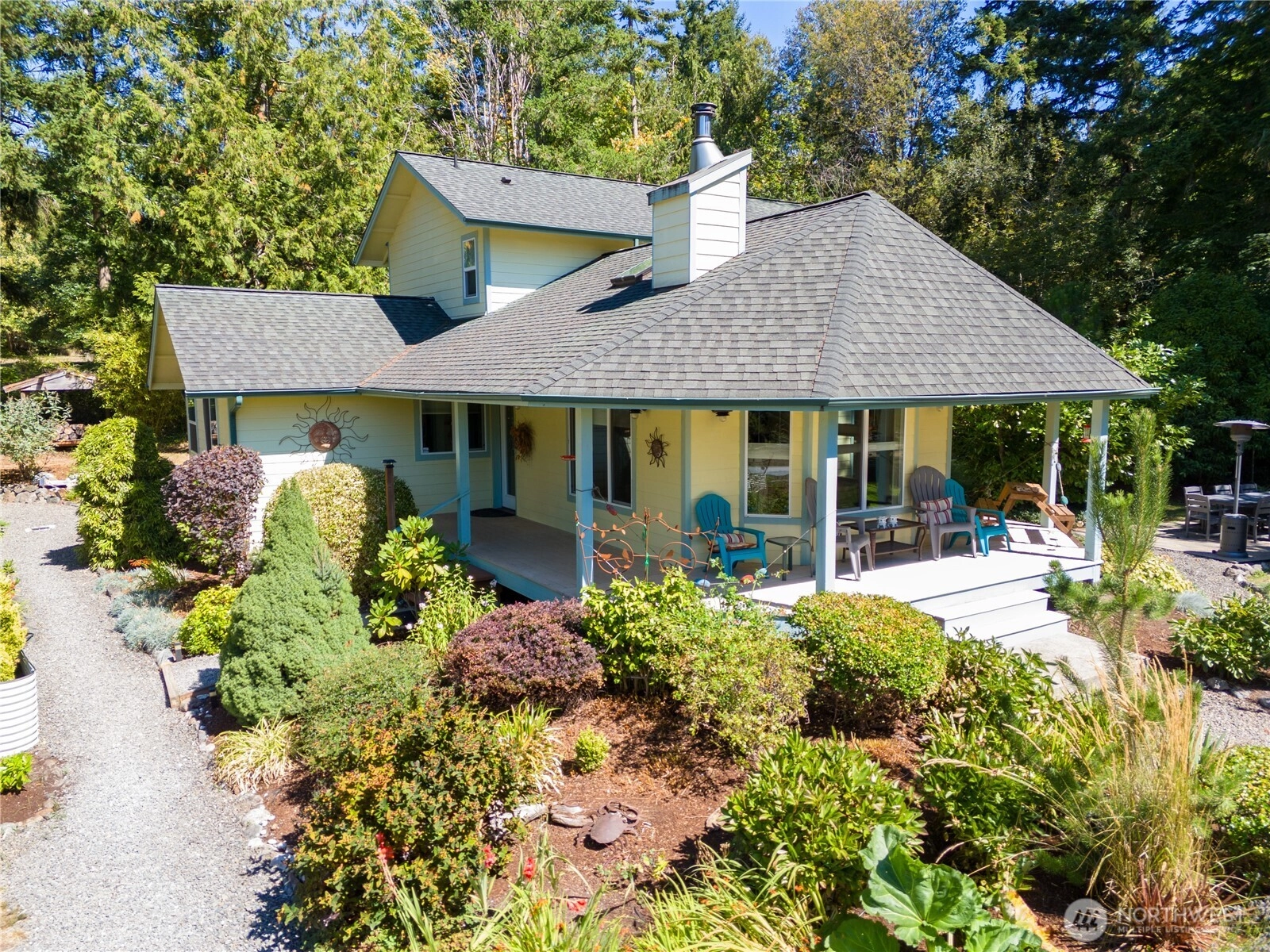 151 Beach Dr Unit  Nordland WA 98358