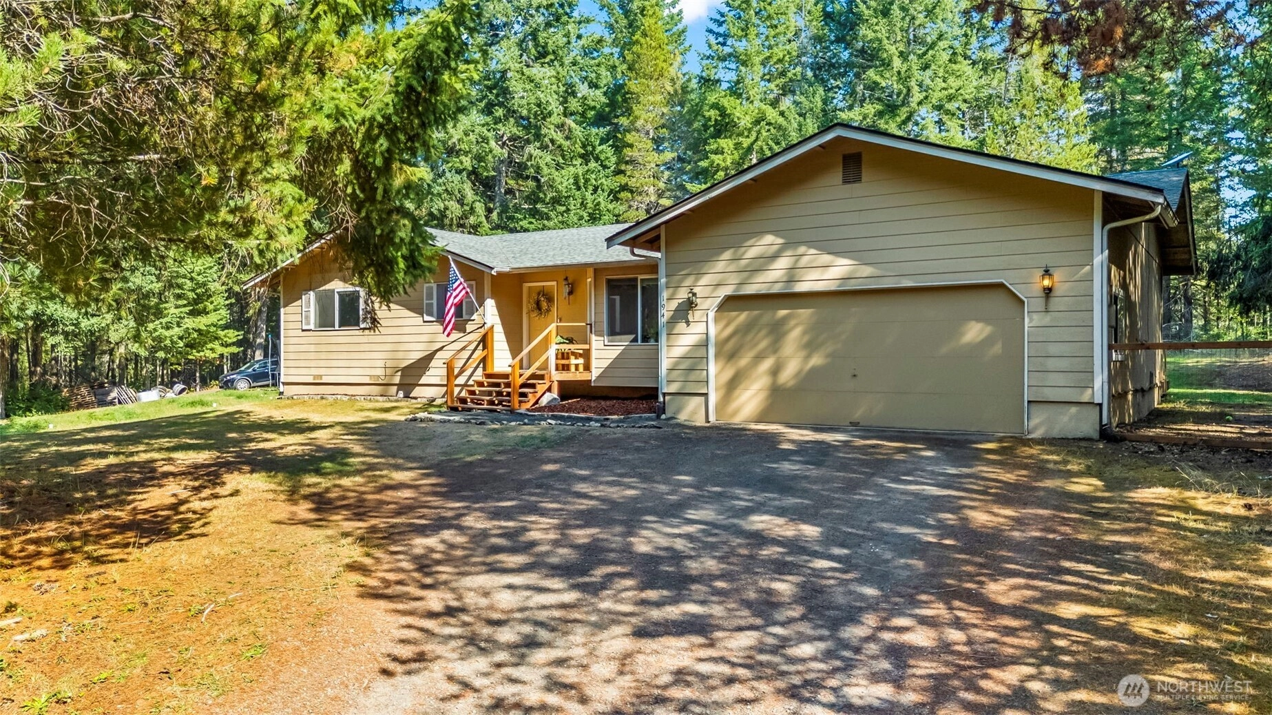 1941 NE Blacksmith Dr Belfair WA 98528