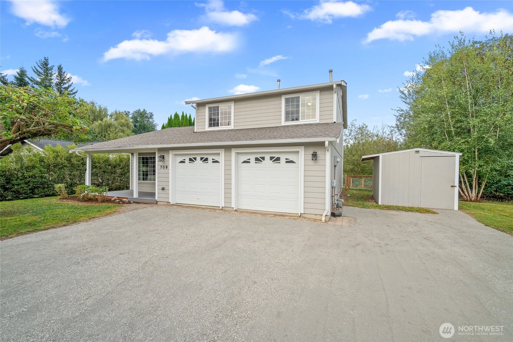 709 E 3rd St Nooksack WA 98276