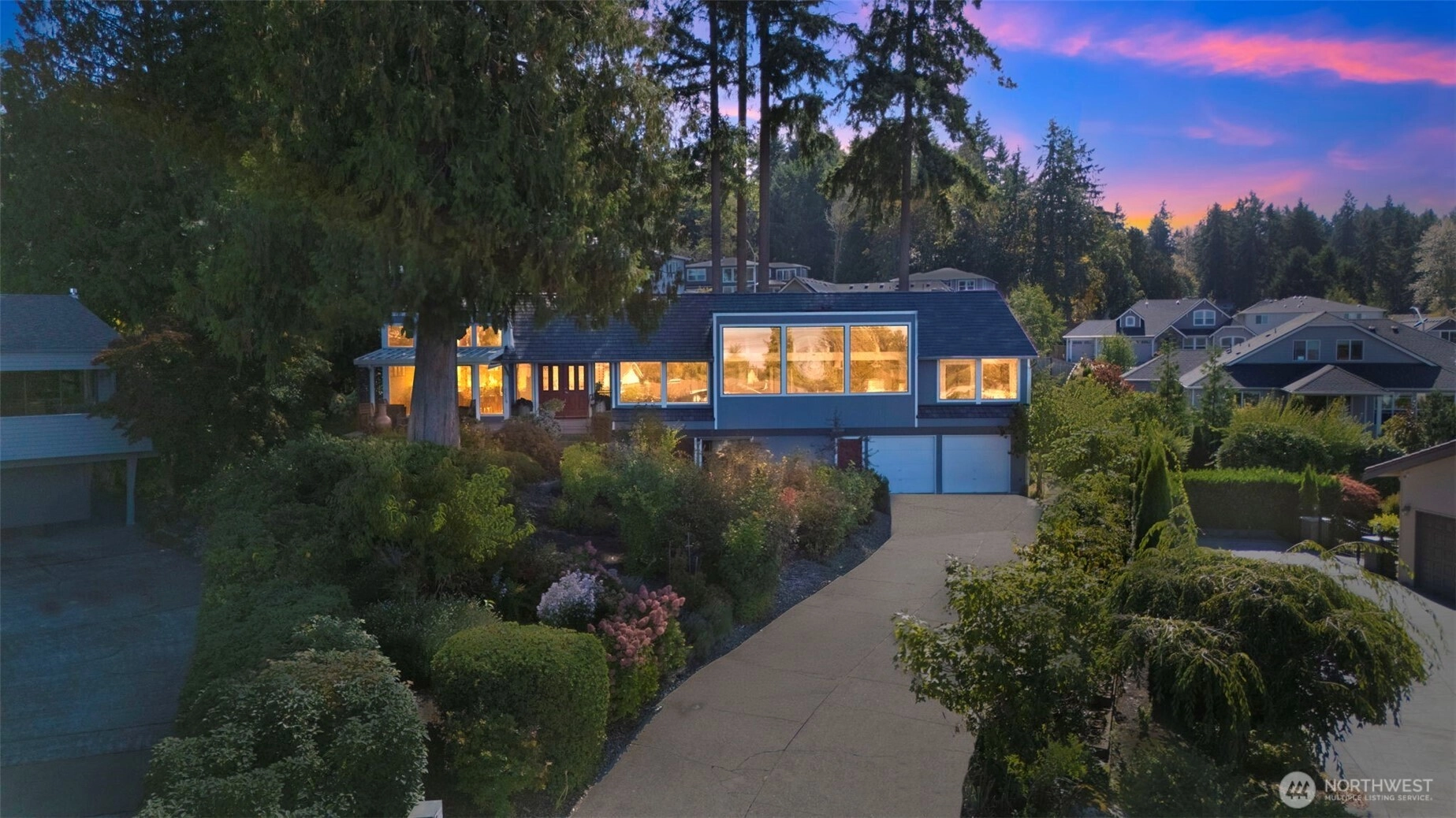 917 Kari Ln Unit  Steilacoom WA 98388