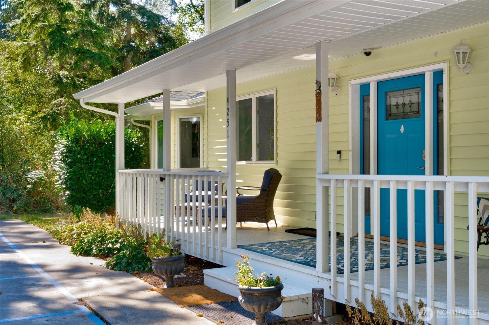 4251 Hollydale Ln Oak Harbor WA 98277