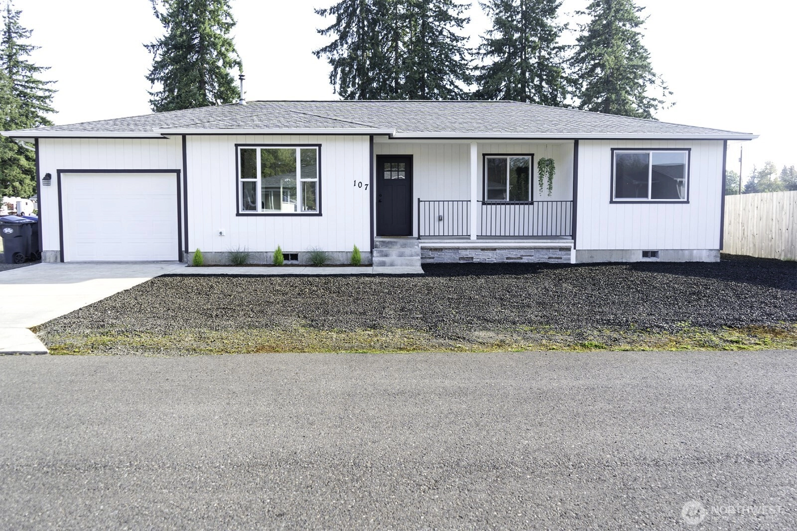 107 Cascade Ct Elma WA 98541