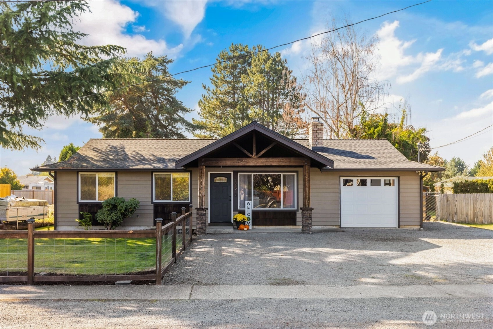 225 N Sergeant St Buckley WA 98321