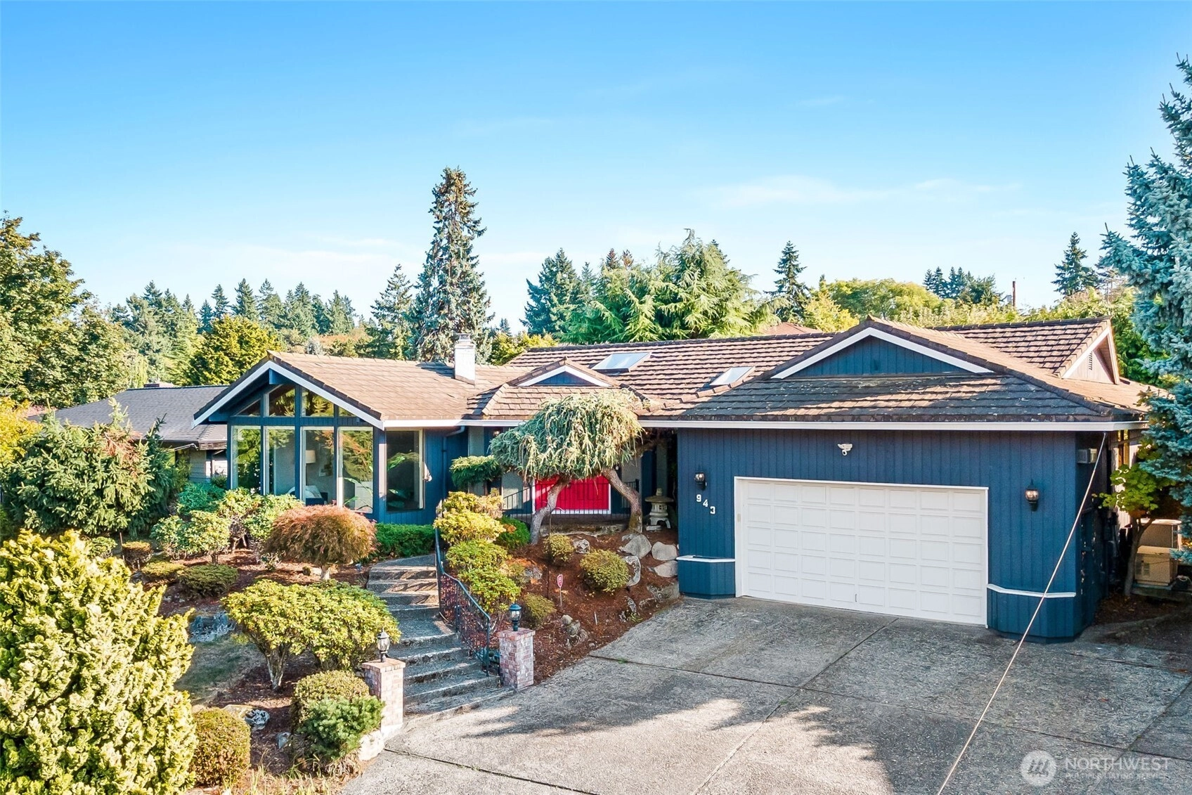943 E Cherry Hill St Kent WA 98030