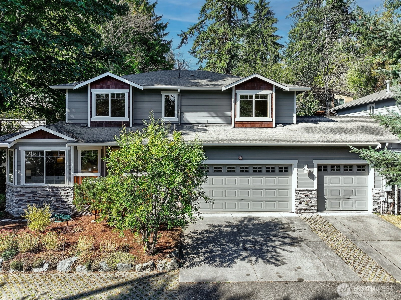 16537 Densmore Ave N Shoreline WA 98133