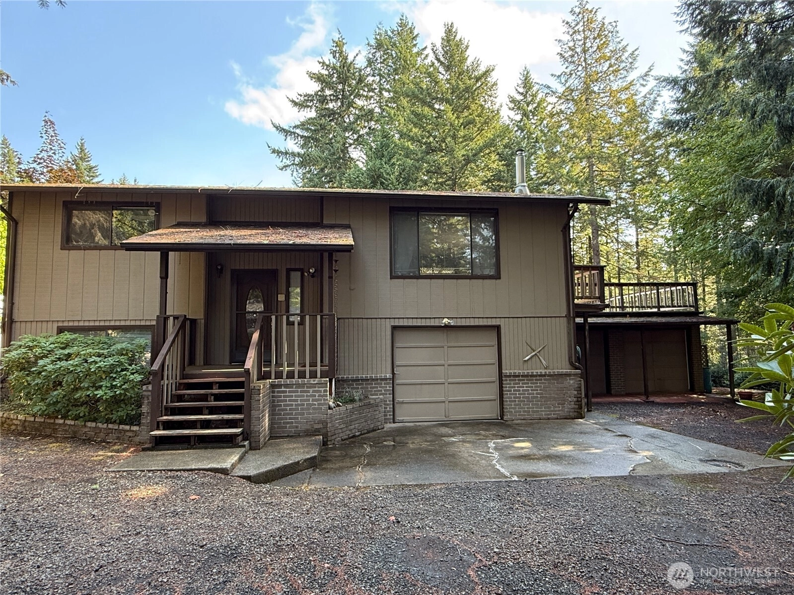 121 E Rhododendron Ln Unit  Union WA 98592