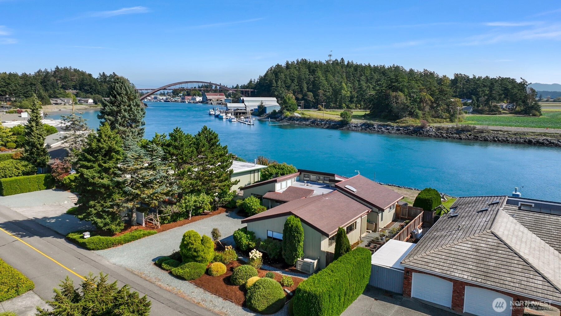 116 Lummi Dr La Conner WA 98257