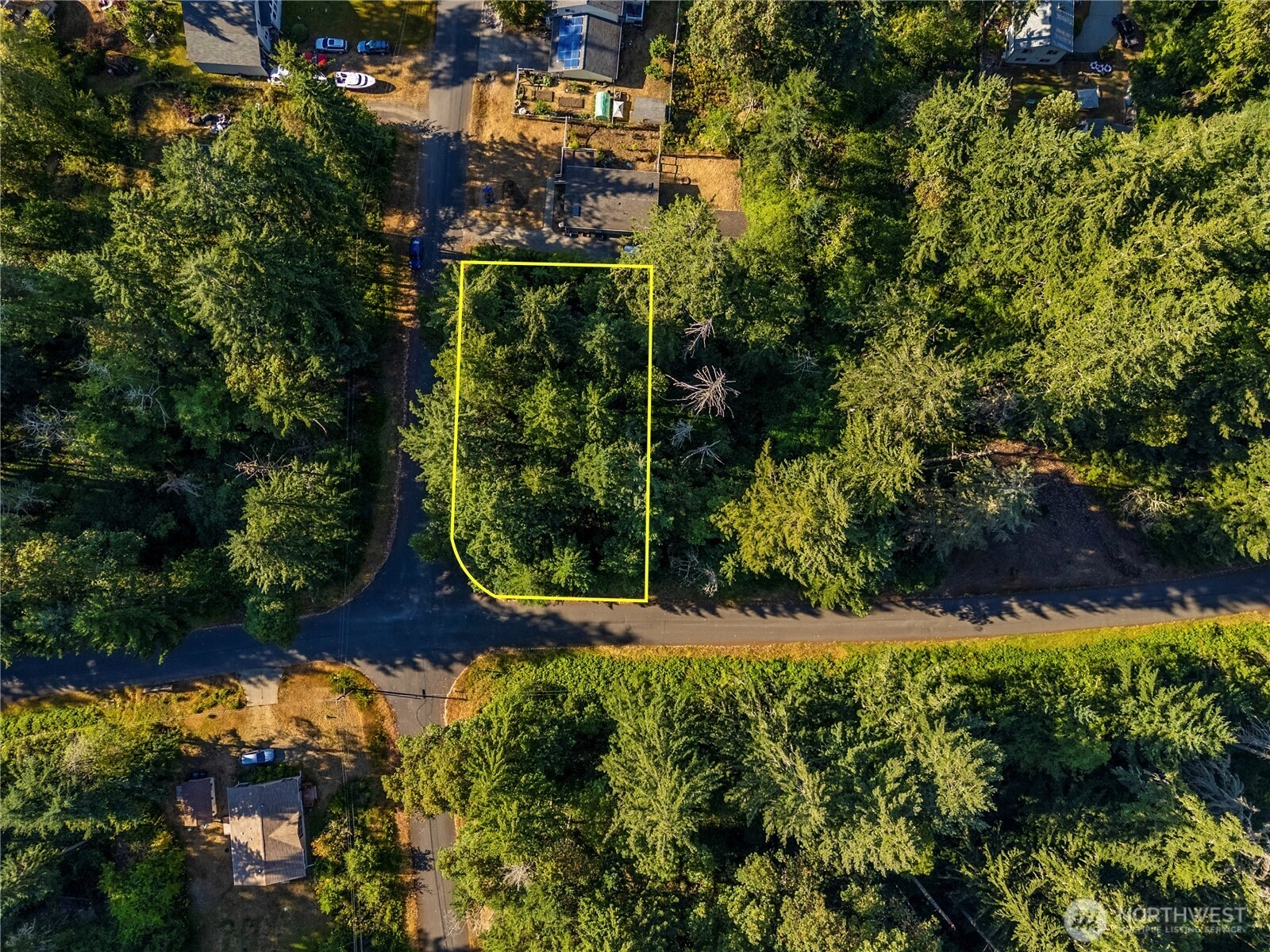 10519 Suncrest Dr Anderson Island WA 98303