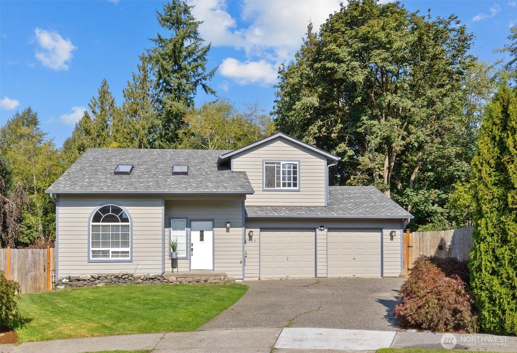 7023 Falcon Ct Arlington WA 98223