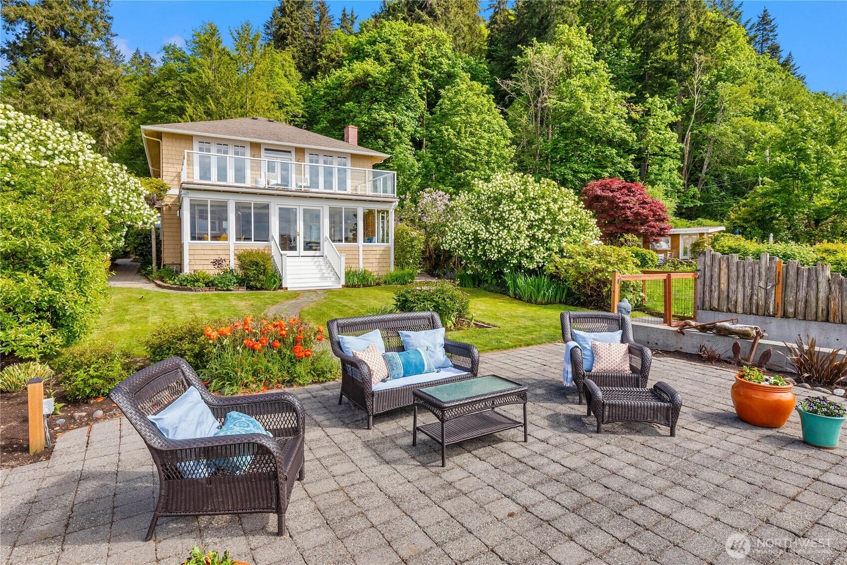 14010 SW Bates Rd Vashon WA 98070