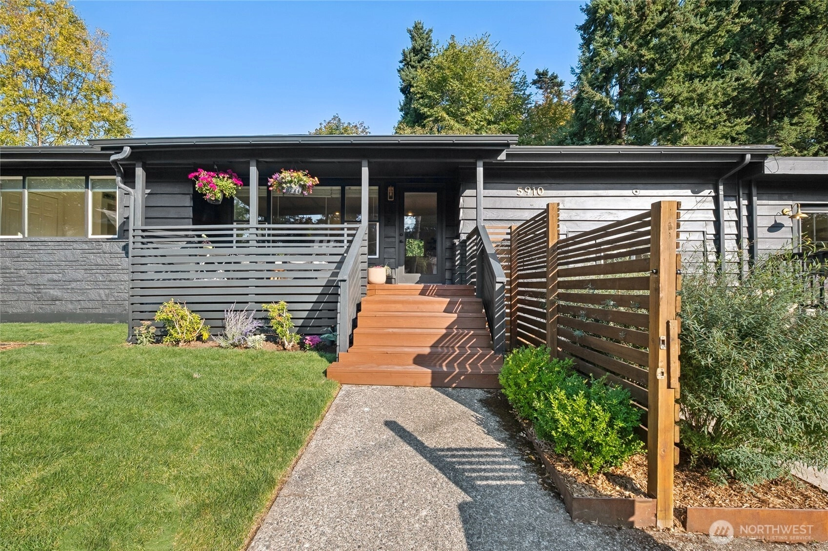 5910 47th Ave S Unit  Seattle WA 98118