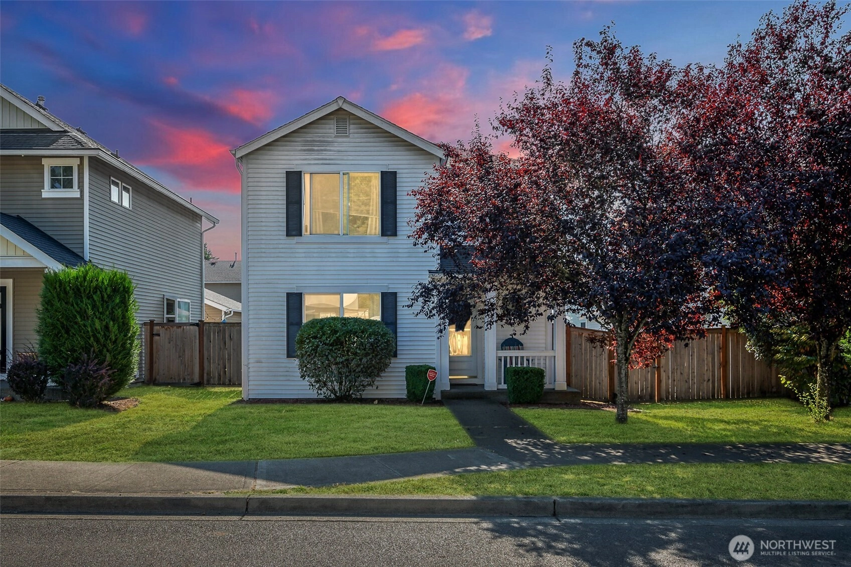 1337 Hudson St DuPont WA 98327