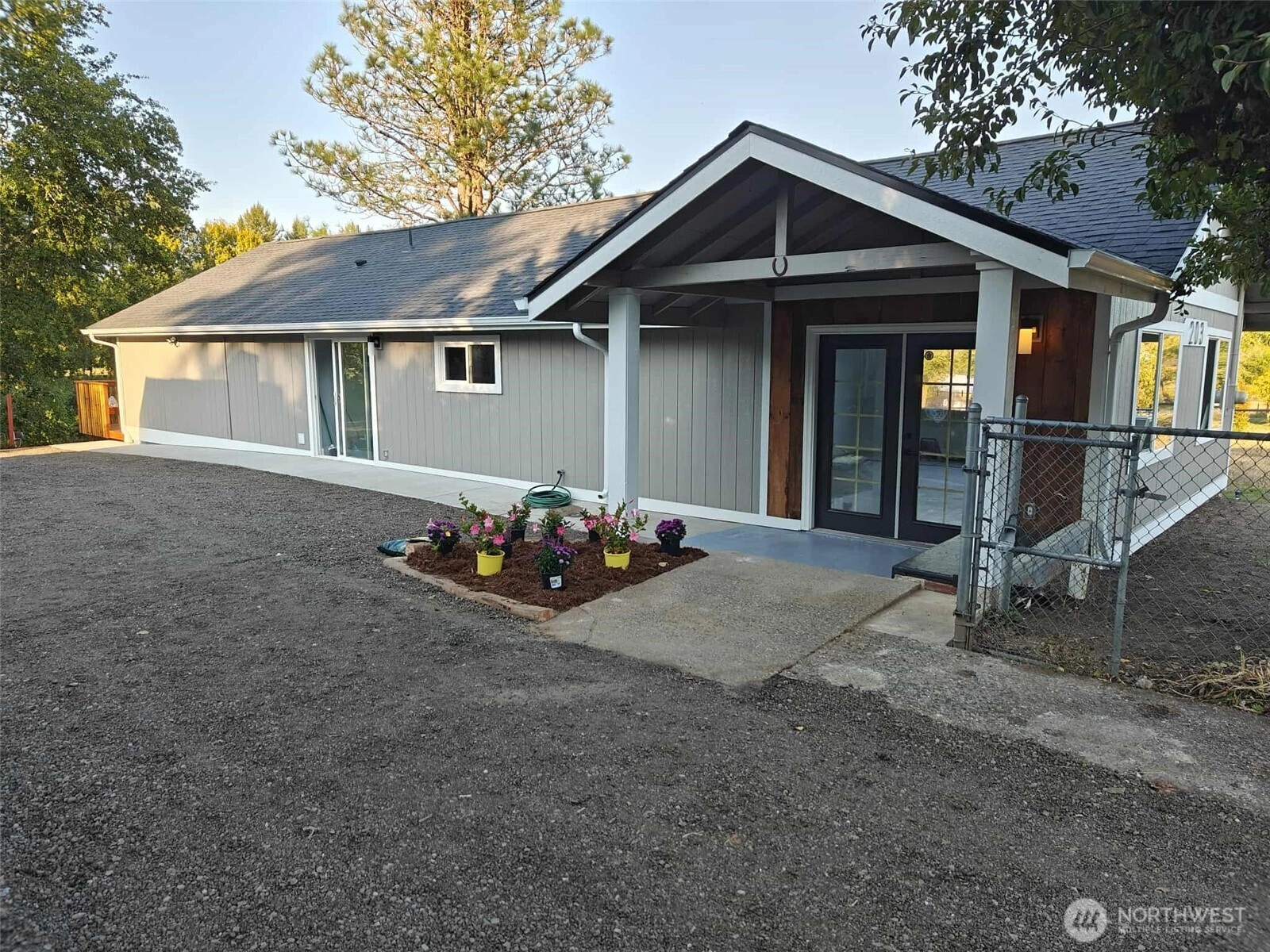 203 SW Dogwood Rd Port Orchard WA 98367