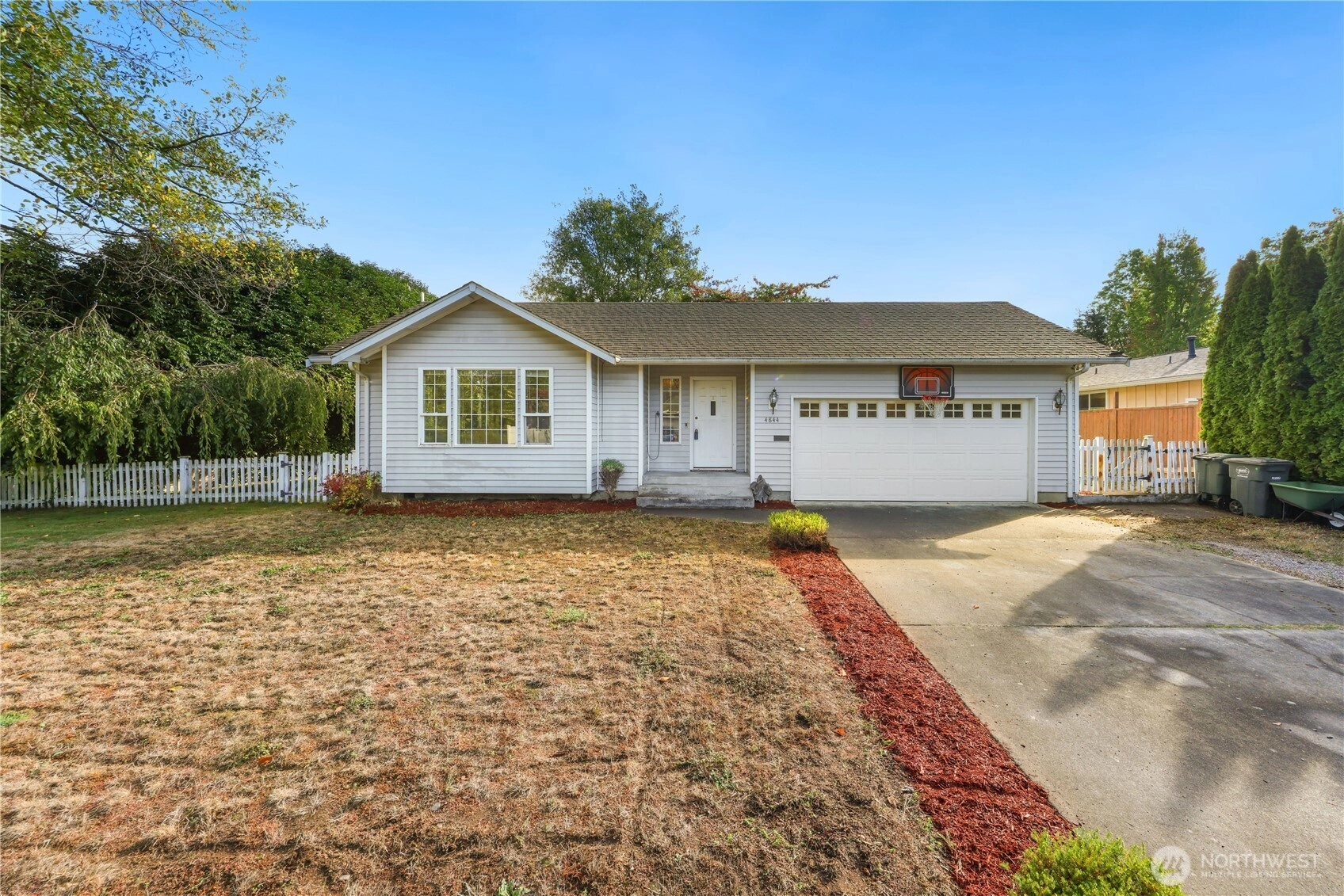 4844 Oakridge Dr Unit  Blaine WA 98230