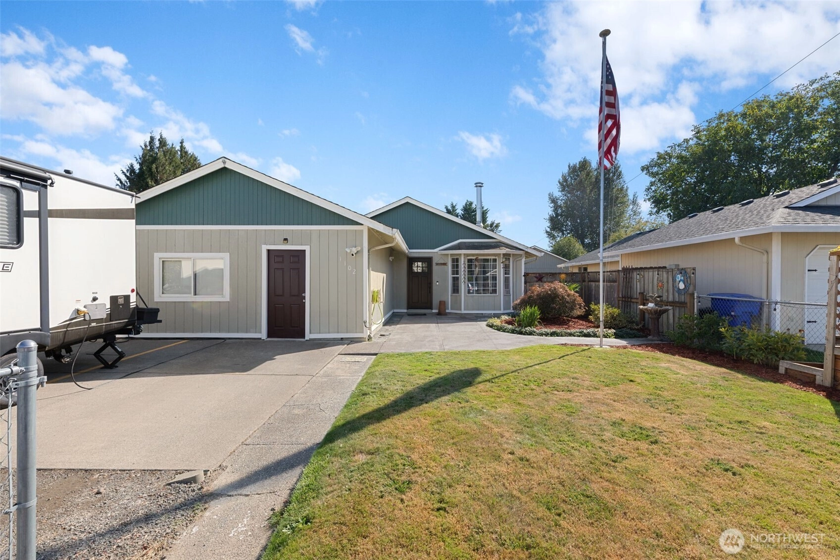 1102 S 11th Ave Kelso WA 98626