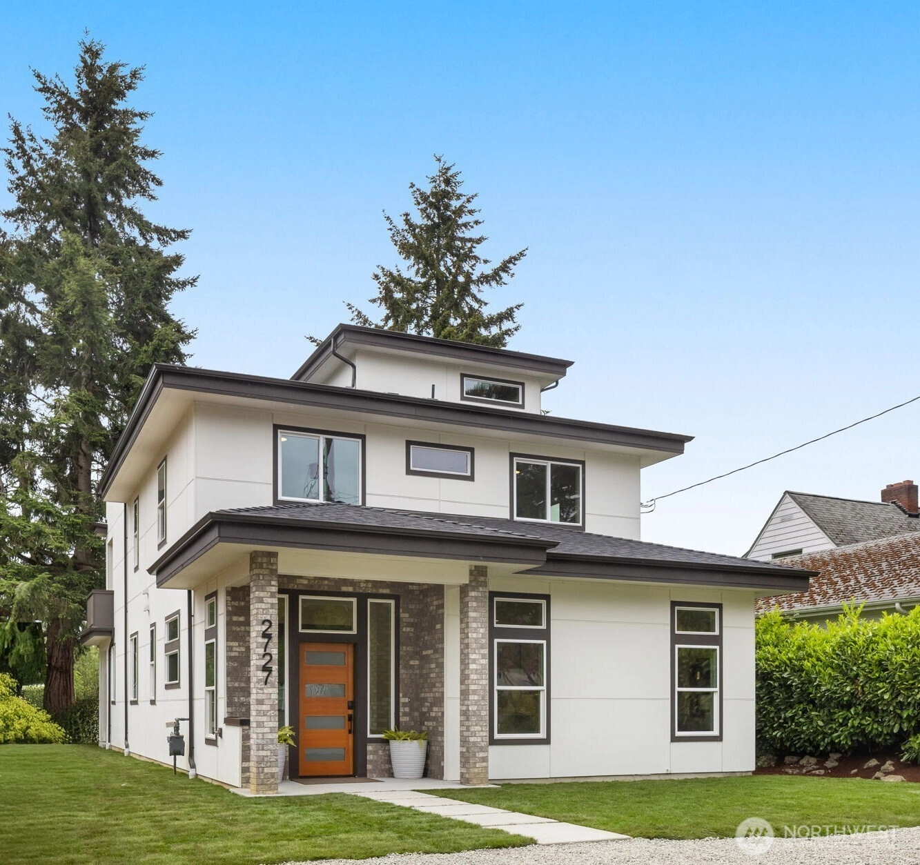 2727 50th Ave SW Seattle WA 98116