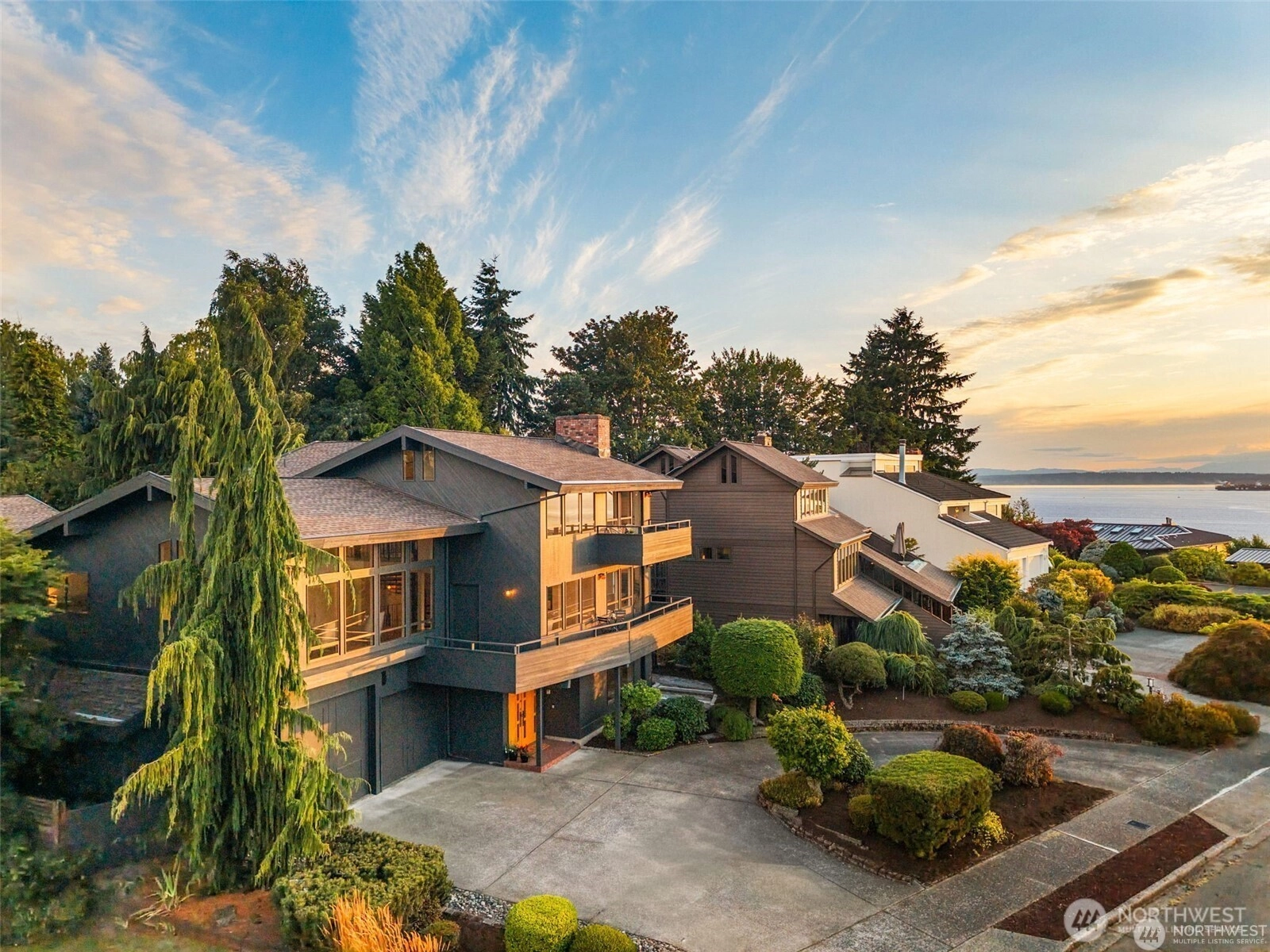 1231 NW 126th St Seattle WA 98177