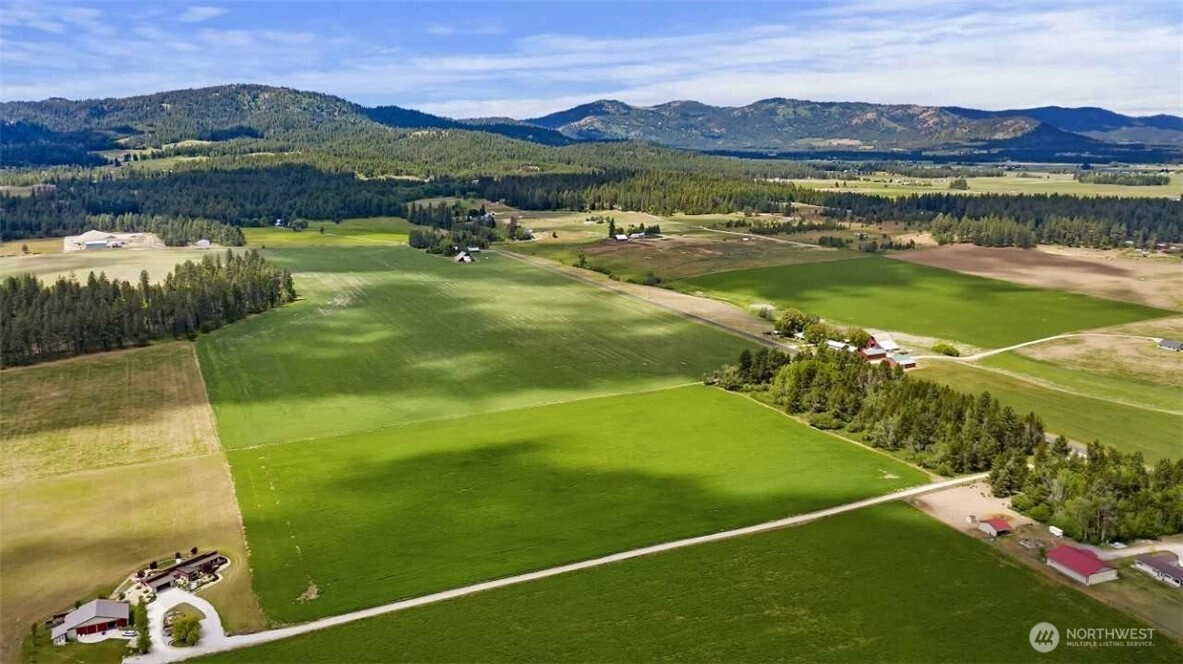 5043 Glen Grove Staley Rd Unit B Unit B Deer Park WA 99006