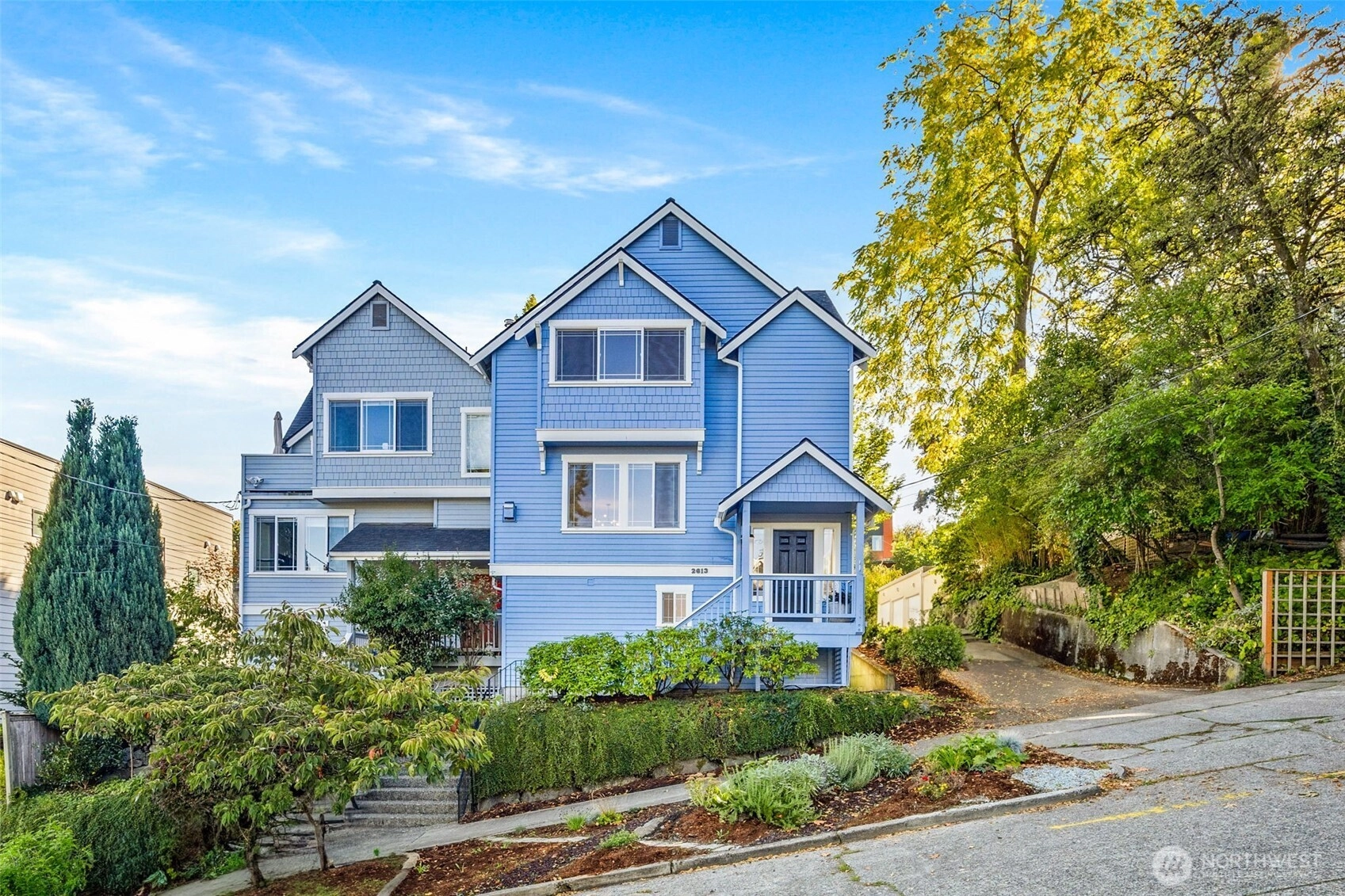 2613 E Howell St Seattle WA 98122