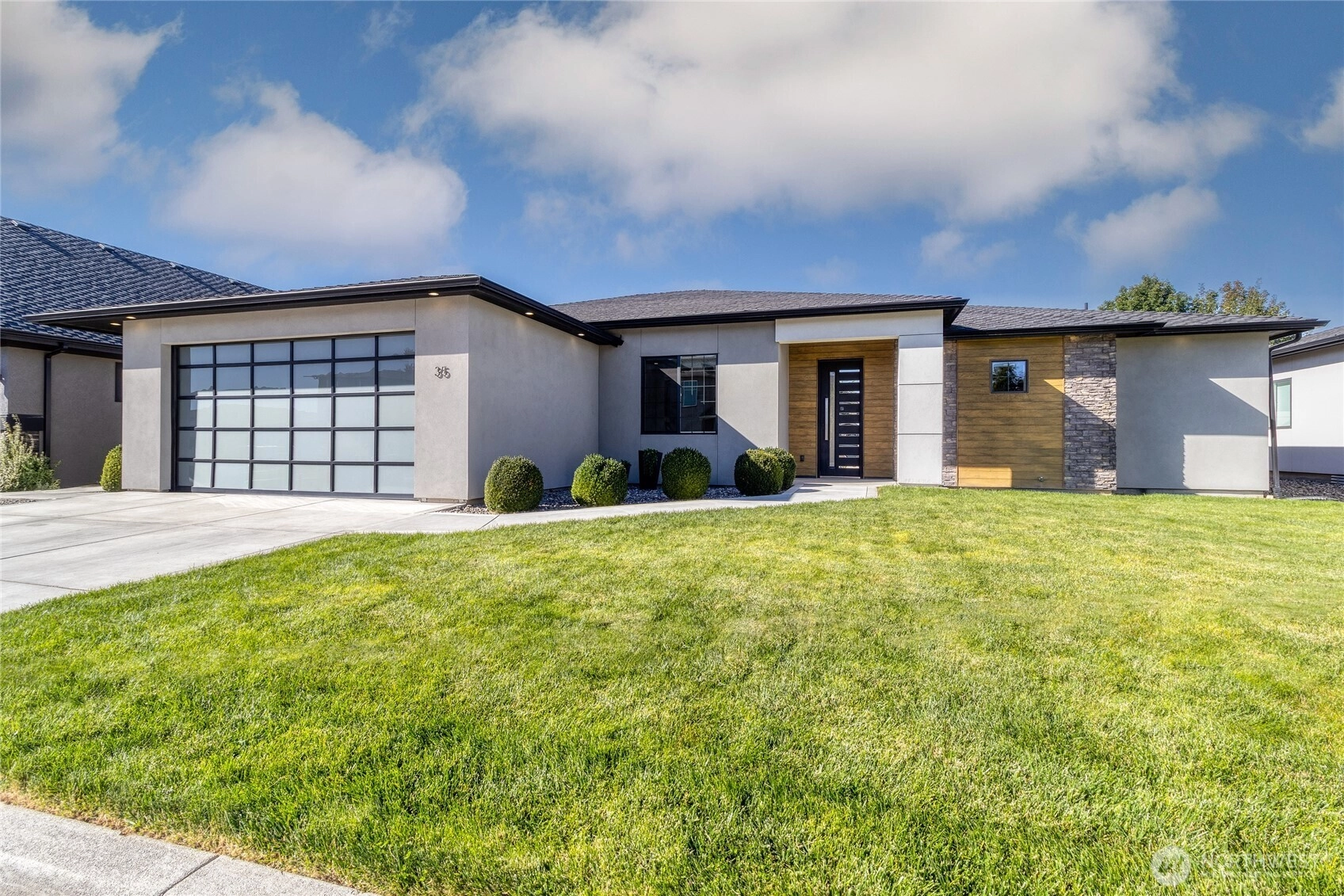 35 NE Alpine Dr College Place WA 99324